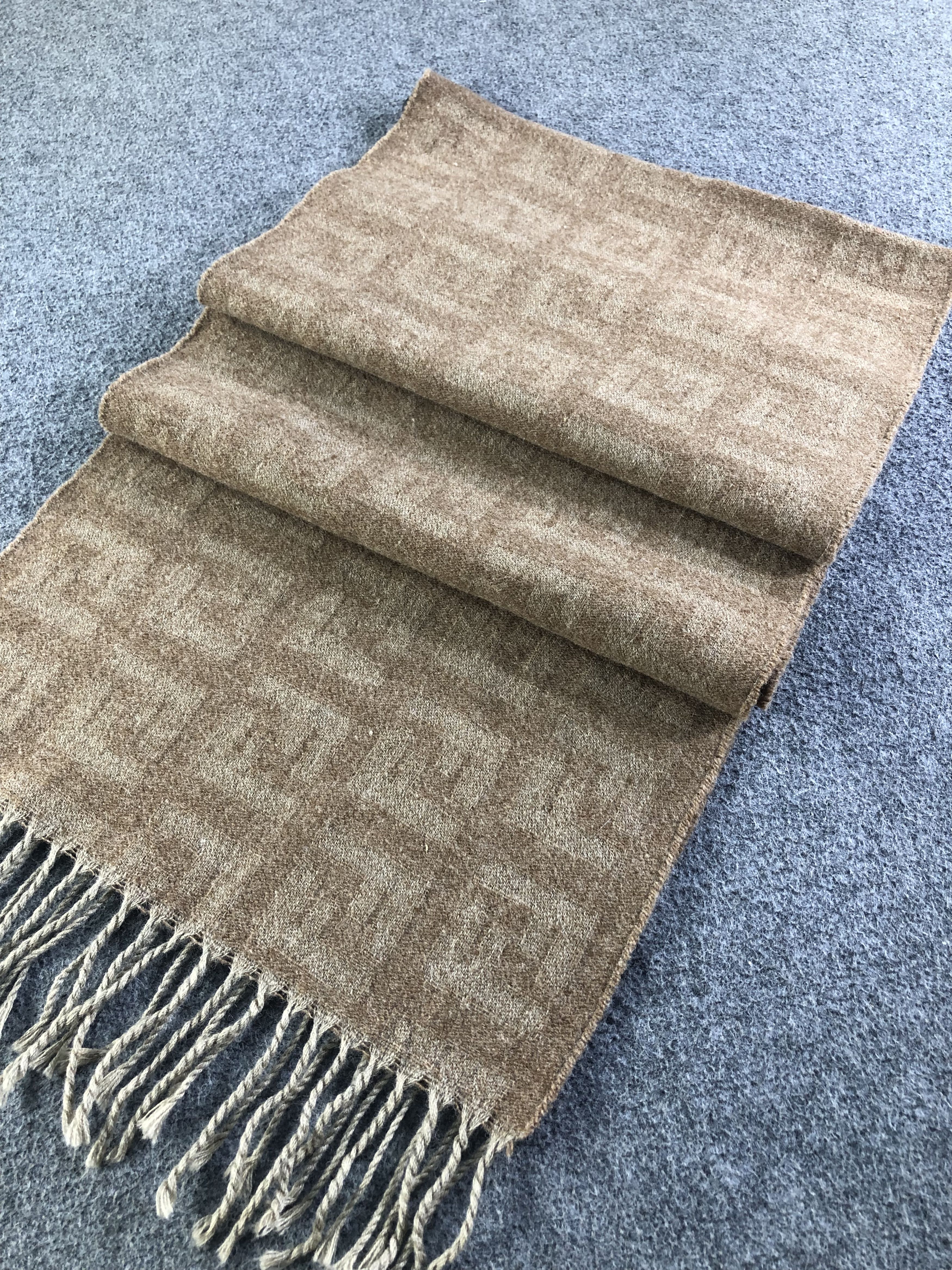 Fendi Fendi Cashmere Scarf / Muffler / Neckwear SS1402 Size ONE SIZE - 2 Thumbnail
