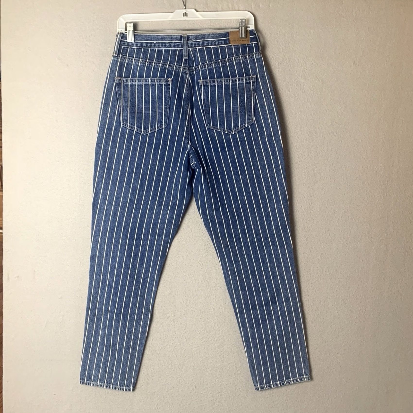 American Eagle Outfitters American Eagle Outfitters Jeans Womens 4 Blue Mom Striped Cotton Size 27" / US 4 / IT 40 - 2 Thumbnail