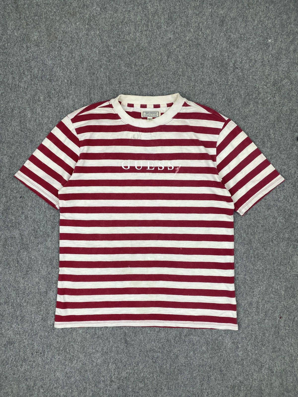Guess Vintage Guess Center Logo Striped Tee Y2K T0022 Size US S / EU 44-46 / 1 - 1 Thumbnail