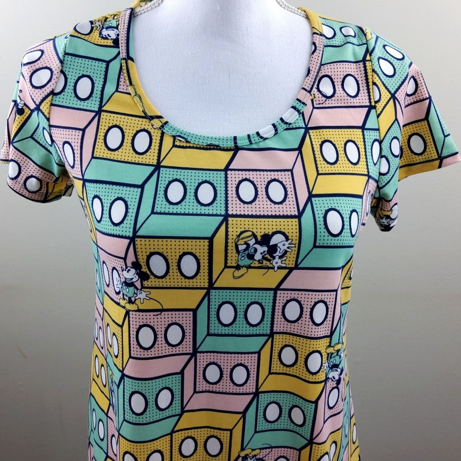 Vintage Lularoe Womens Disney Mickey Mouse Classic Tee XS Size XS / US 0-2 / IT 36-38 - 2 Thumbnail