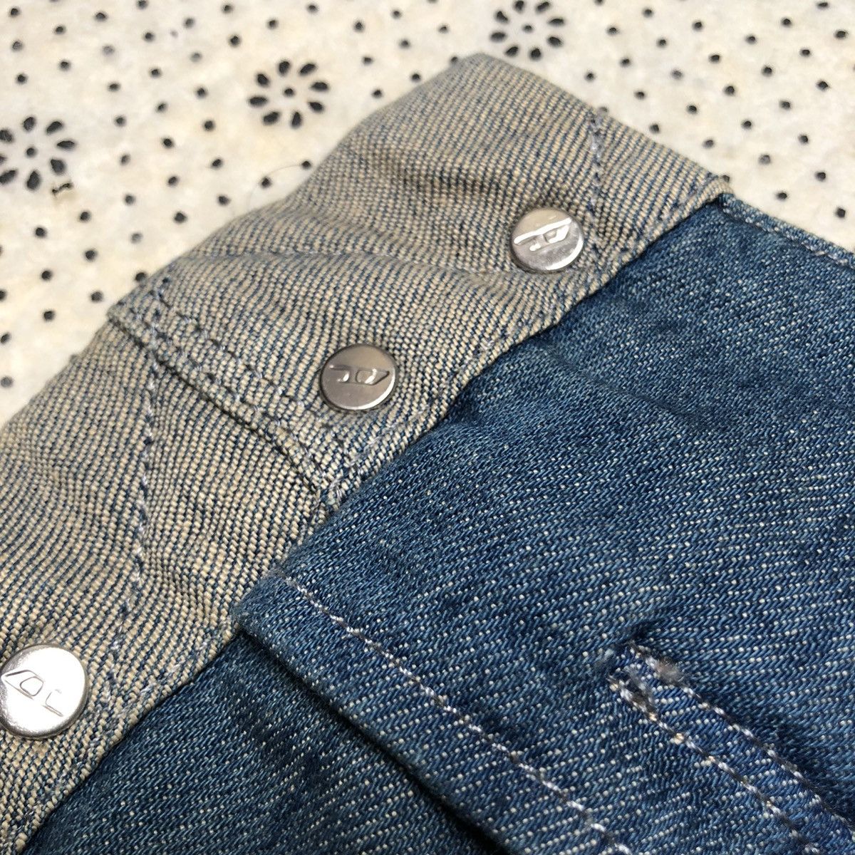 Diesel DIESEL full button jeans mini skirt Size 26" / US 2 / IT 38 - 14 Thumbnail