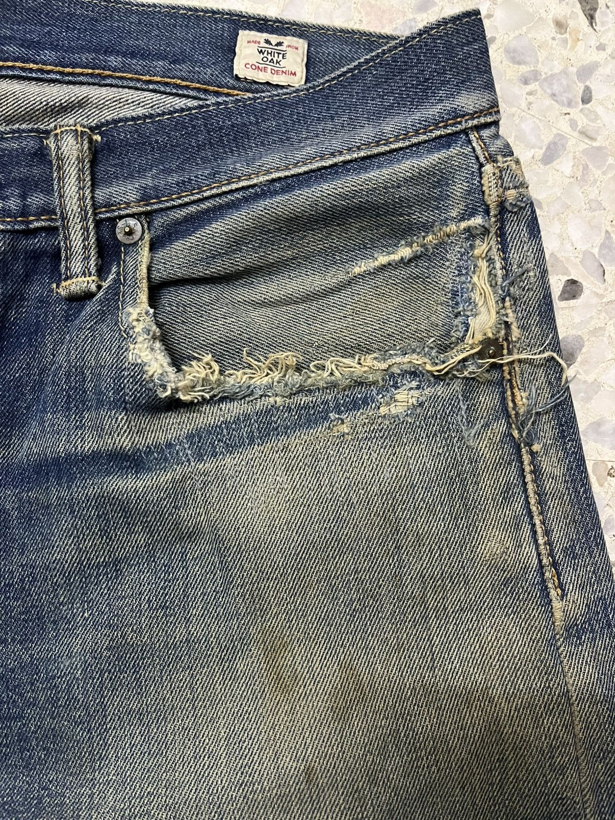 Levi's Distressed Levis 501 white oak cone denim Size US 36 / EU 52 - 6 Thumbnail