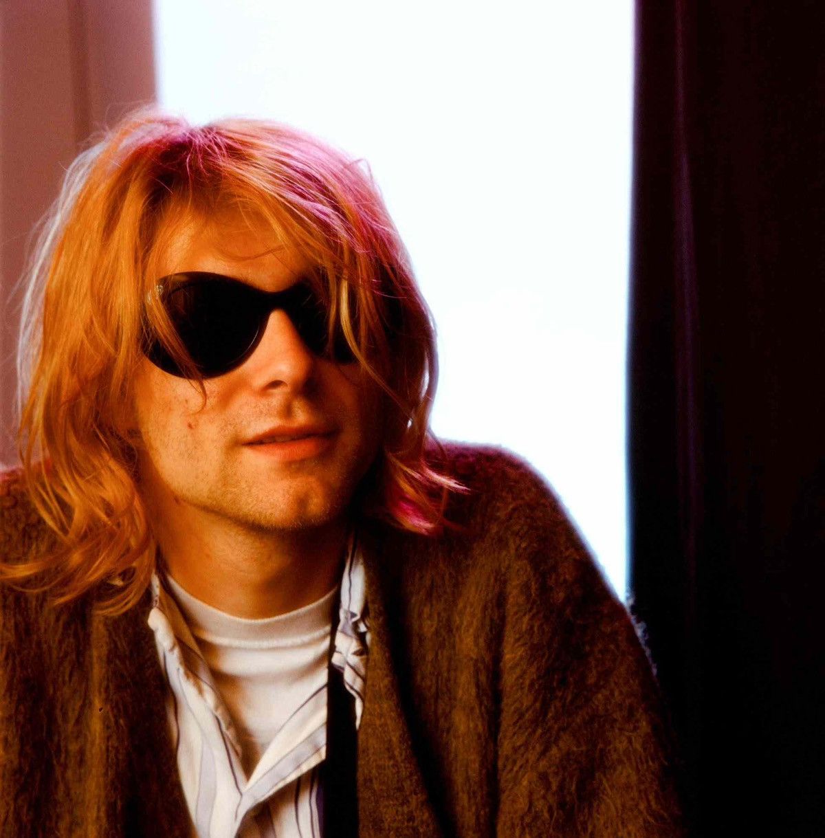 Number (N)ine KURT COBAIN OVAL SHAPE SUNGLASSES (SMOKE GREY) Size ONE SIZE - 5 Thumbnail