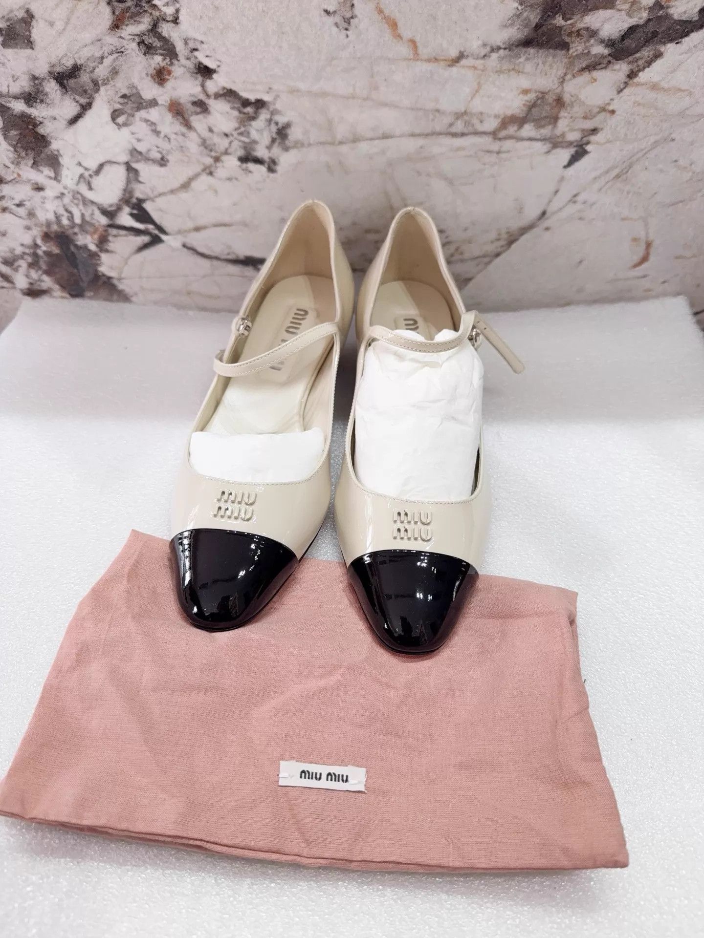 Miu Miu MIU MIU New Kitten Heel MaryJane Pumps 35 Unused Size US 4.5 / IT 34.5 - 1 Thumbnail