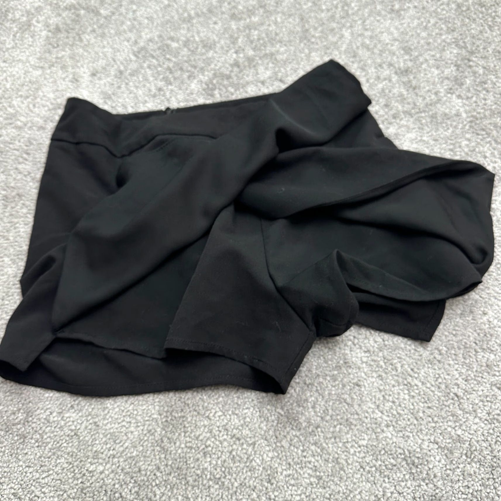 AQUA Aqua Skort Back Zip Womens Small Black Casual 26x13 Mini Size 28" / US 6 / IT 42 - 3 Thumbnail