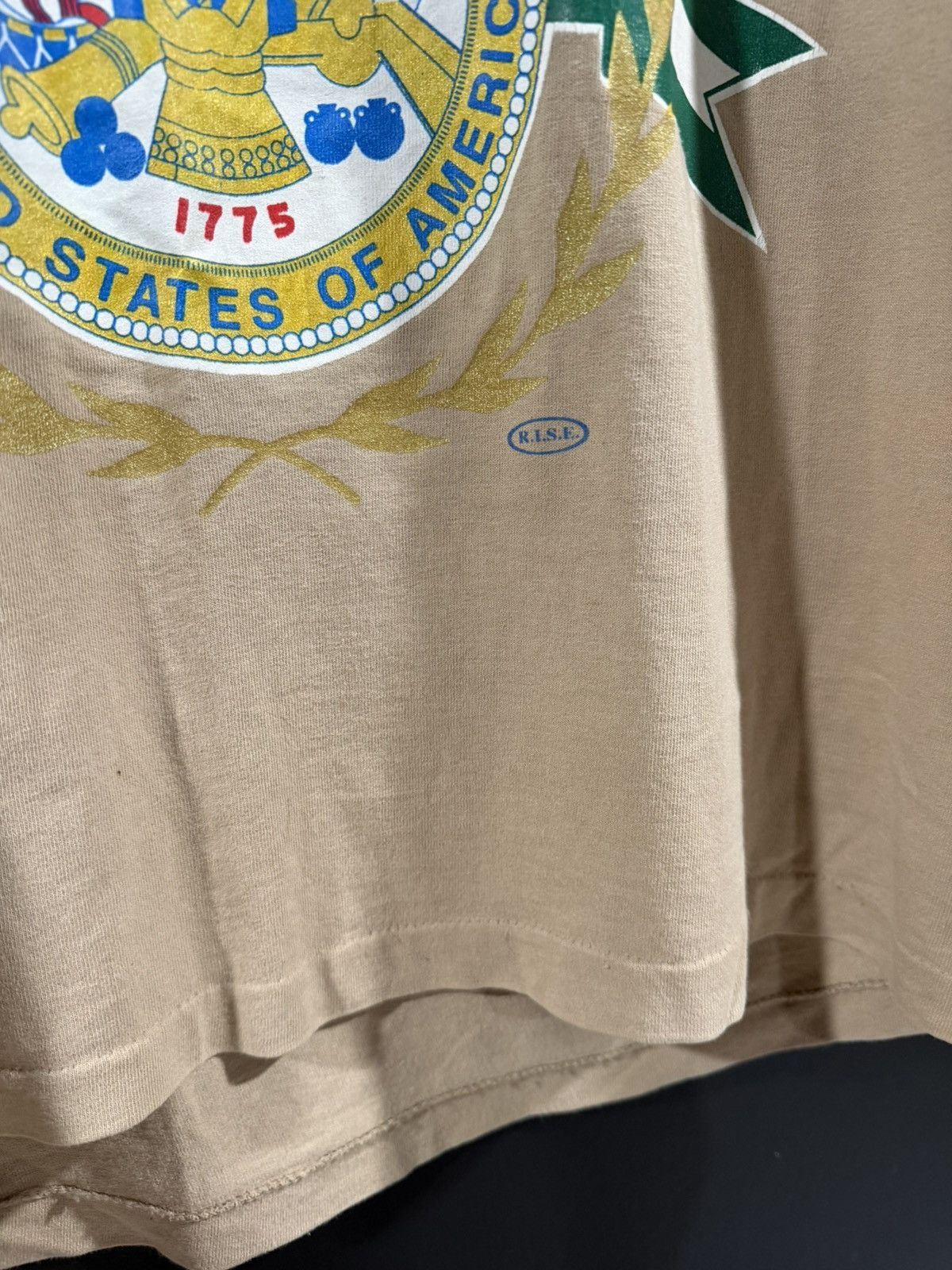 Vintage 1990s Vintage Army Single Stitch Distressed Military Tee L Size US L / EU 52-54 / 3 - 6 Thumbnail