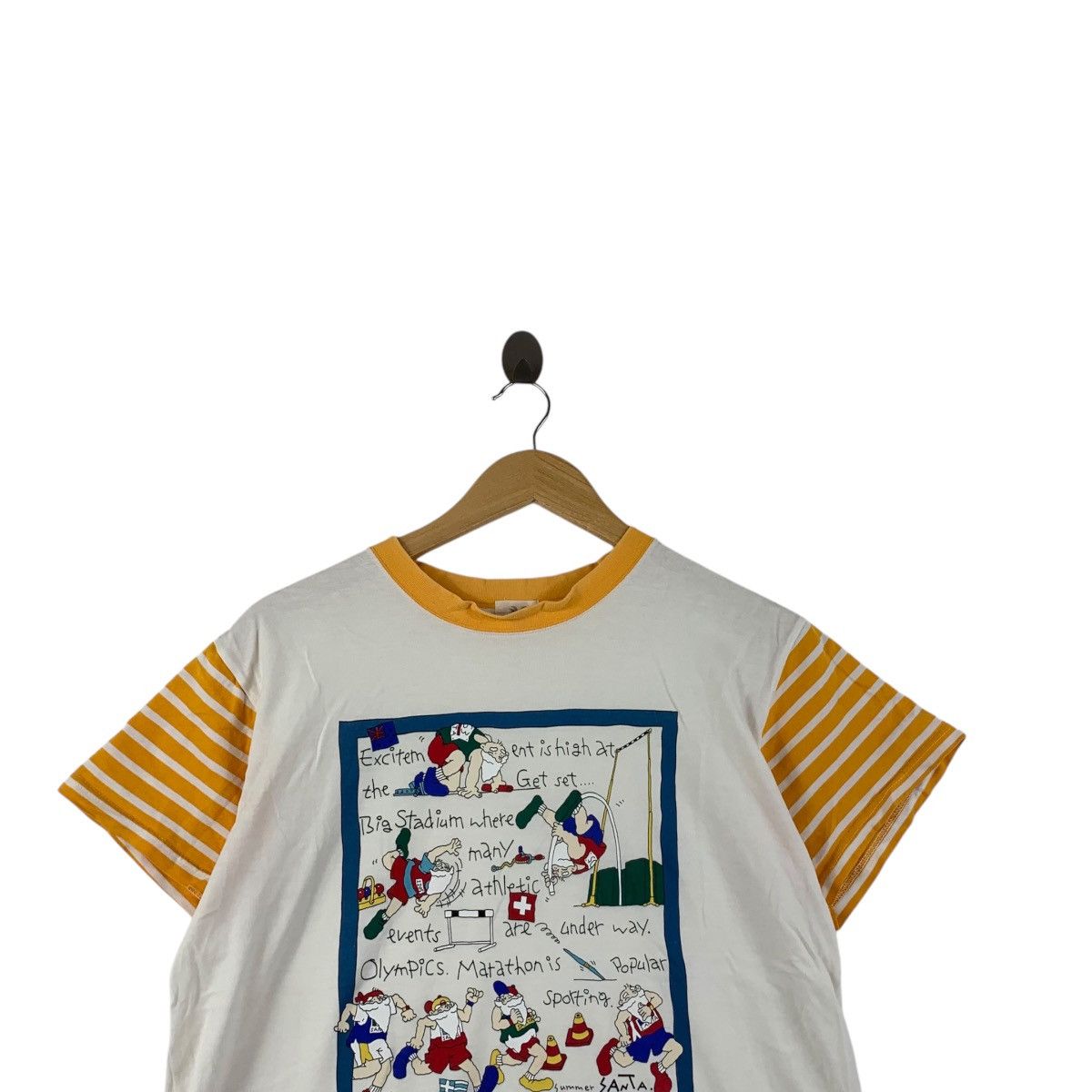 Vintage Vintage 90’ CAPTAIN SANTA CARTOON Summer Collection Tee Size S / US 4 / IT 40 - 2 Thumbnail