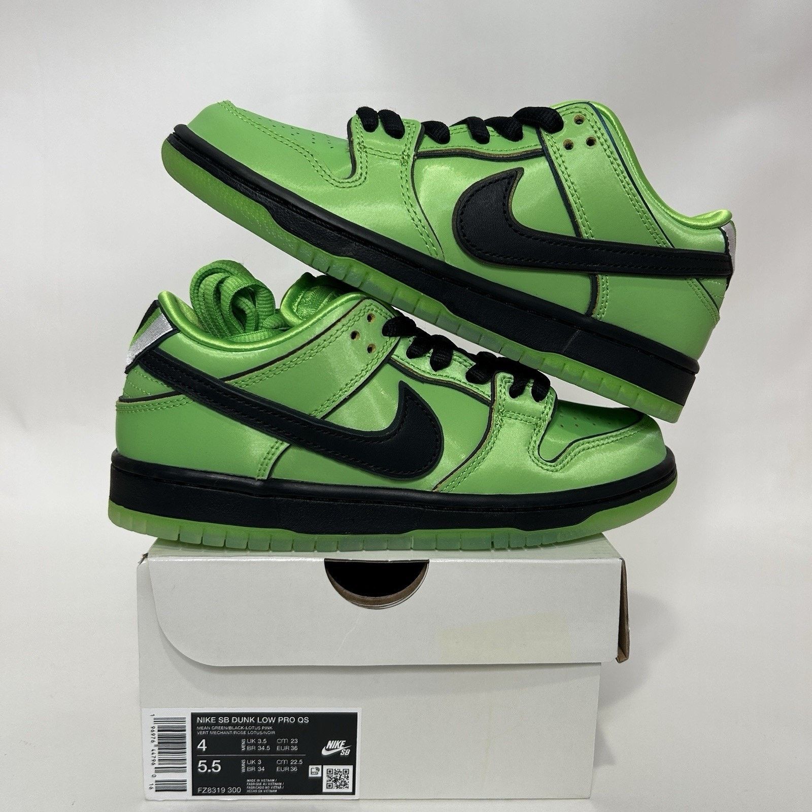 Nike Nike SB Dunk Low QS The Powerpuff Girls “Buttercup” Size US 5.5 / IT 35.5 - 1 Thumbnail
