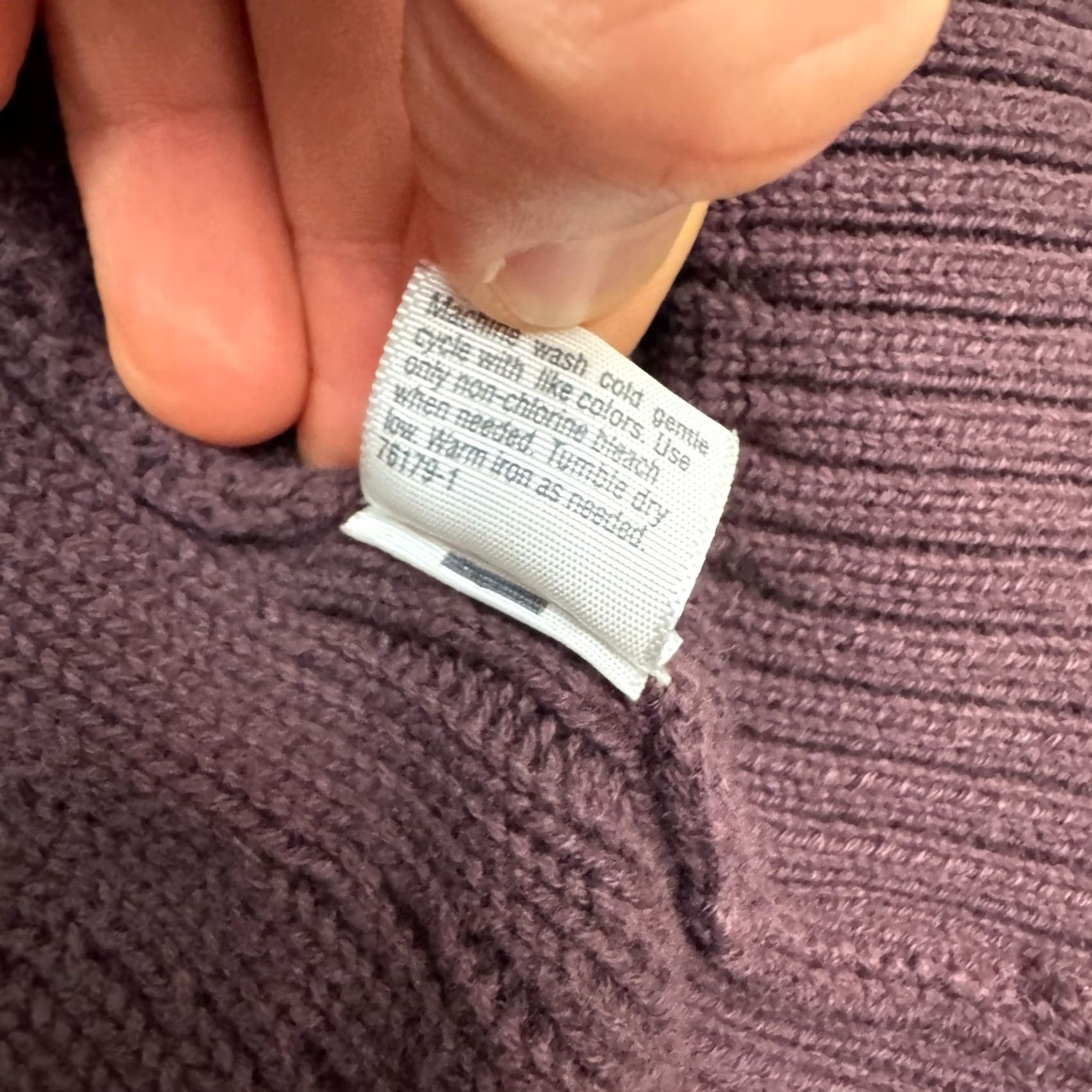 Vintage St. Johns' Bay Cotton Cardigna Sweater Womens XL Deep Purple Cable Knit Shawl Cardigan Knit All Seasons Casual Size XL / US 12-14 / IT 48-50 - 6 Thumbnail