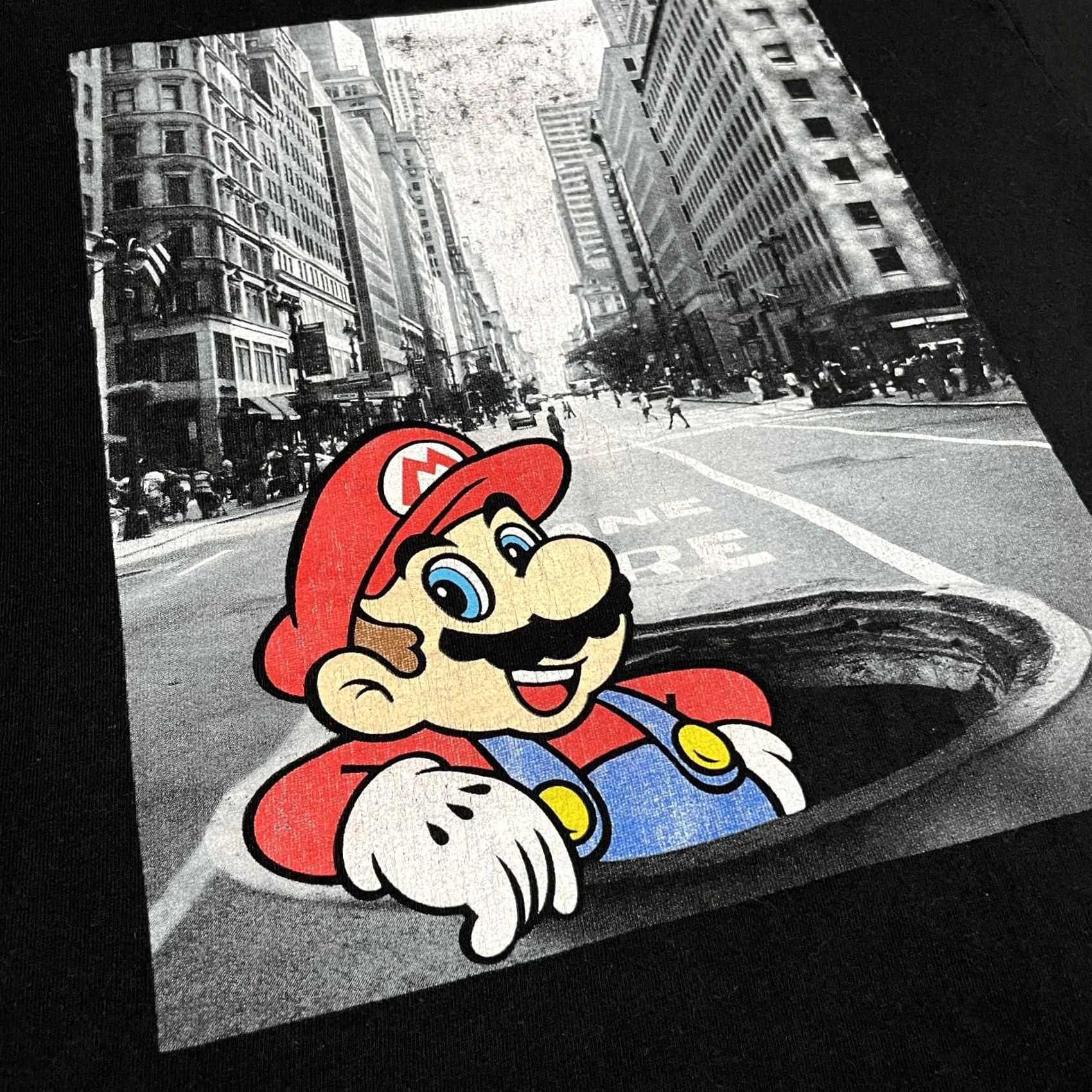 Nintendo VINTAGE Mario Tshirt Men’s Medium Black Red Super Bros Luigi Nintendo World Adult Wii Size US M / EU 48-50 / 2 - 3 Thumbnail