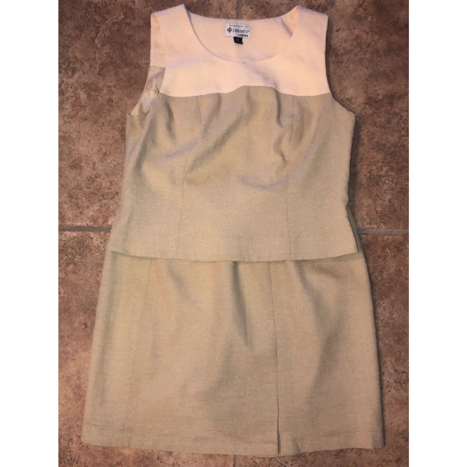 Kasper VINTAGE Dillard’s By Kasper Women’s Suit Set 3 Piece Beige Vest Jacket Skirt Petite Size 8P Women's Size 30" / US 8 / IT 44 - 2 Thumbnail