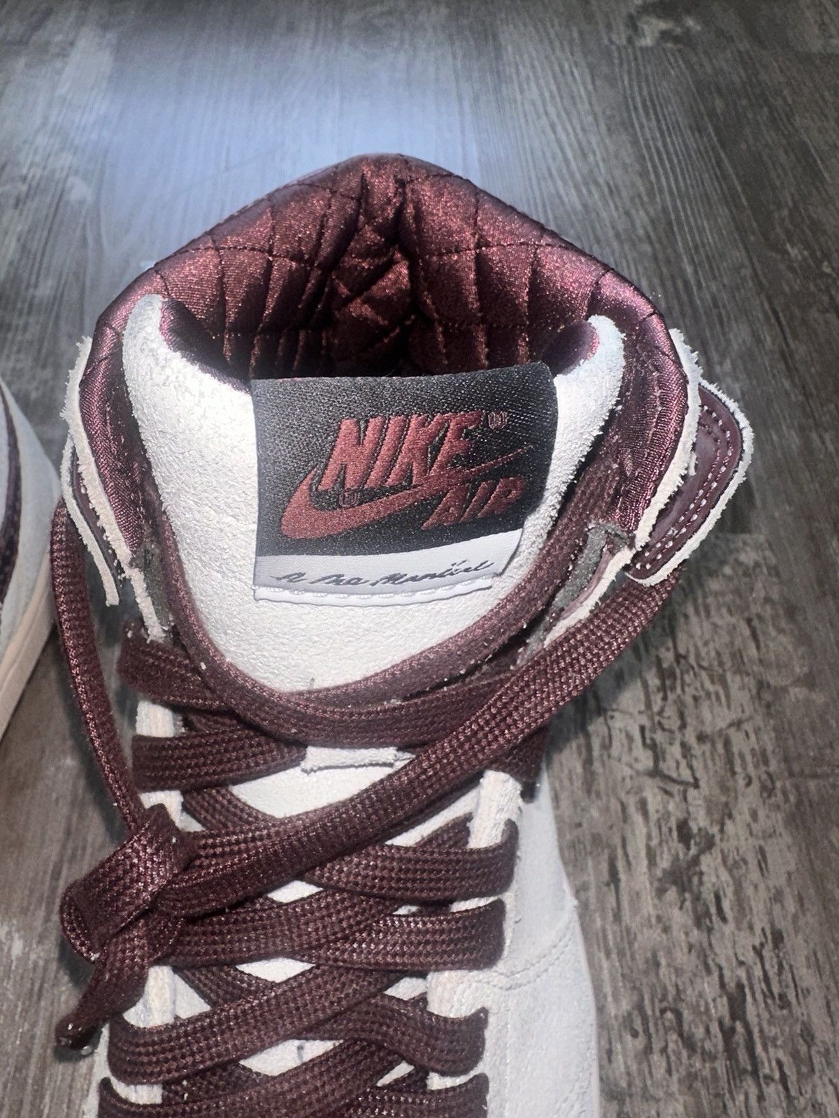 A Ma Maniere × Jordan Brand × Nike A Ma Maniere x Air Jordan 1 High OG Sail Burgundy US8 Size US 8 / EU 41 - 5 Thumbnail