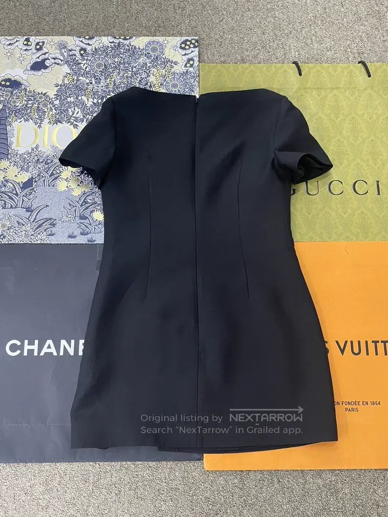 Valentino Valentino Dress with a small black bow Size M / US 6-8 / IT 42-44 - 3 Thumbnail