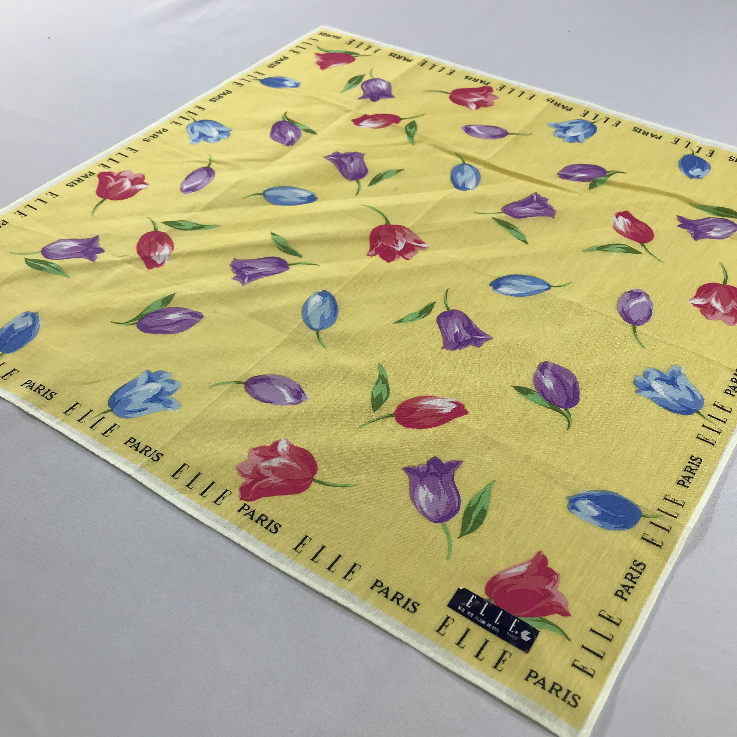 Vintage Elle Bandana / Handkerchief / Neckerchief - S2237 Size ONE SIZE - 2 Thumbnail
