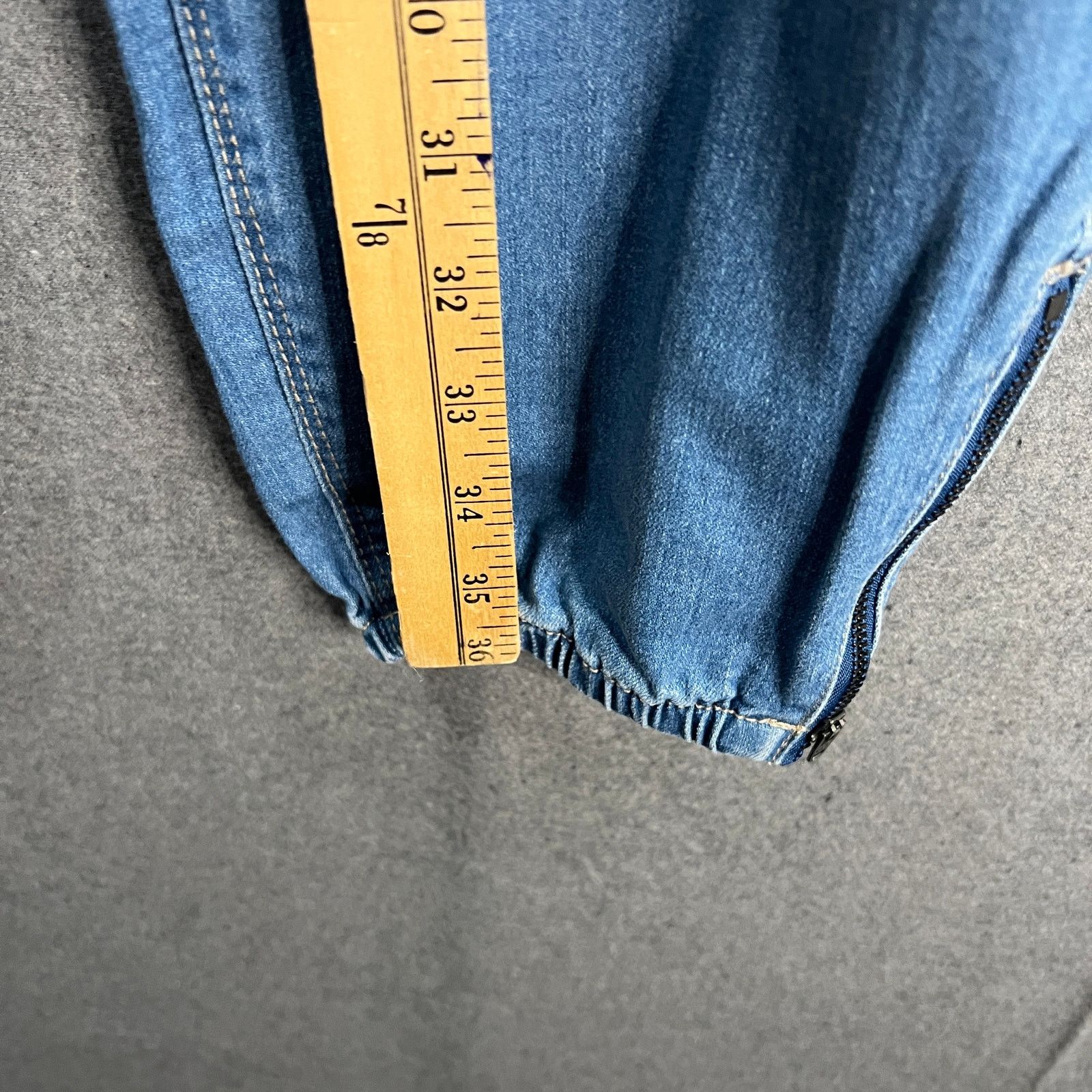 Other Susan Graver Petite Stretch Denim Pull On Jogger Medium Size 40" / US 18 - 9 Thumbnail
