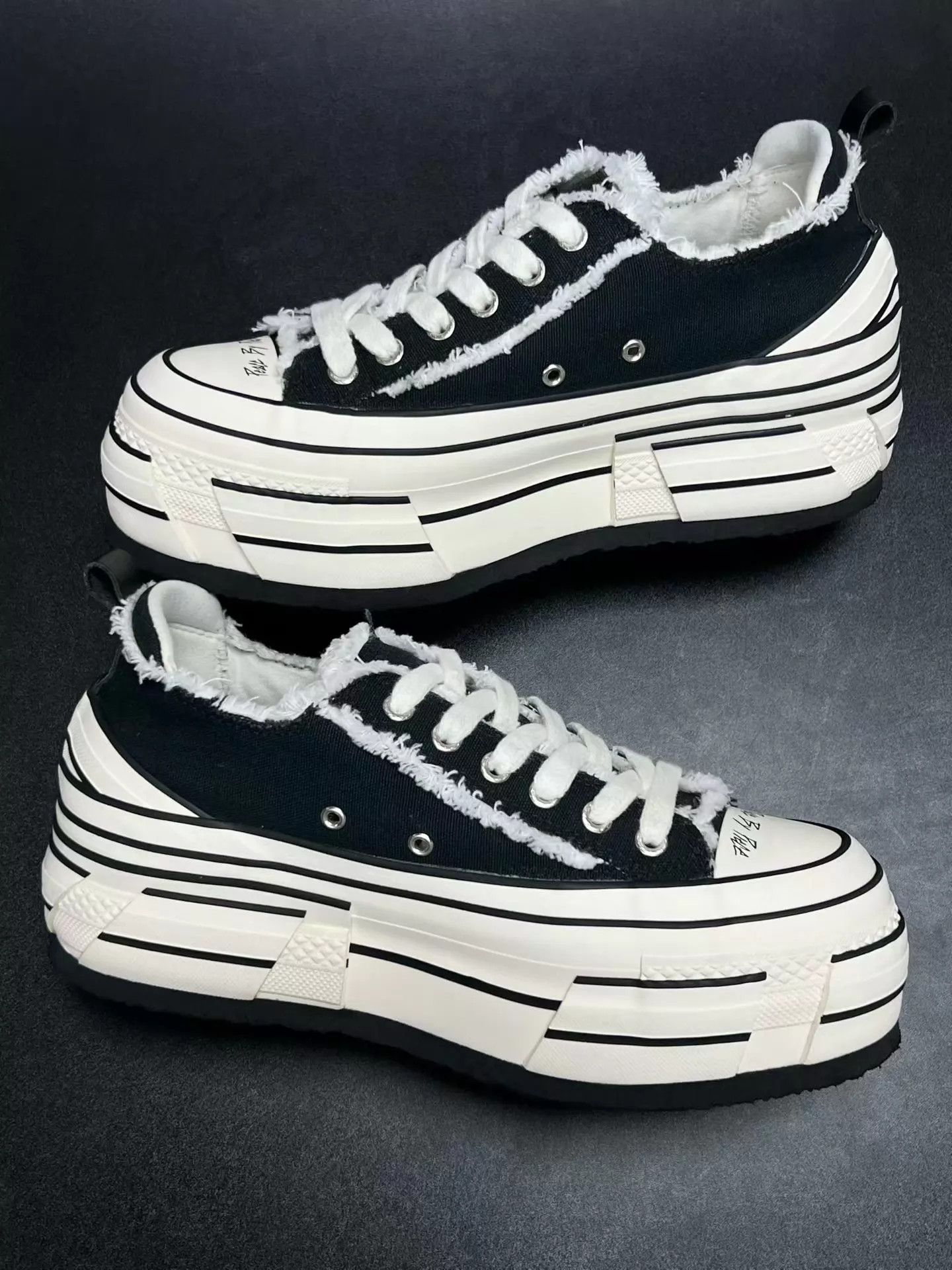 xVESSEL xVESSEL Platform Sneaker 41 Black White Size US 8 / EU 41 - 6 Thumbnail