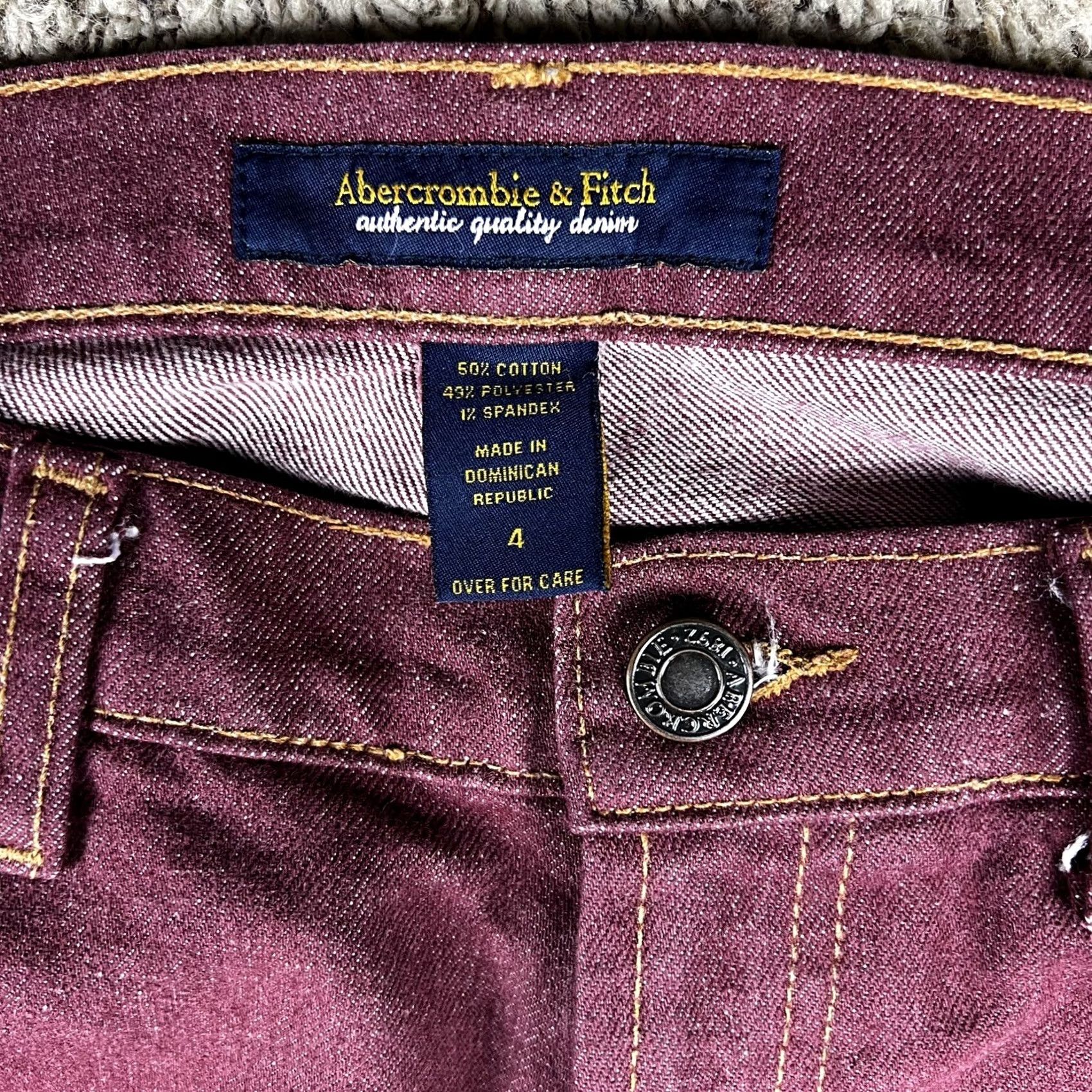 Abercrombie & Fitch Abercrombie & Fitch Jeans Burgundy Womens 4 31x31 Slim Bell Bottom Denim Cotton Regular Rise Mid Inseam 31in 4 Mea VINTAGE? Size 27" / US 4 / IT 40 - 2 Thumbnail