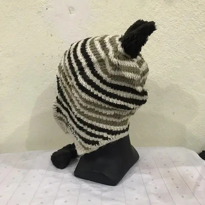 Adidas × Vintage Adidas Stripe Design Earflap Beanie Hat Size ONE SIZE - 4 Thumbnail