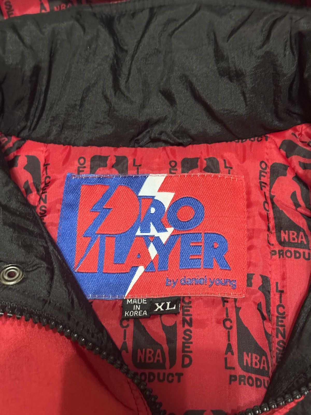Pro Player 90s Chicago Bulls INSANE Pro Player Puffer Long XL Jacket Size US XL / EU 56 / 4 - 4 Thumbnail