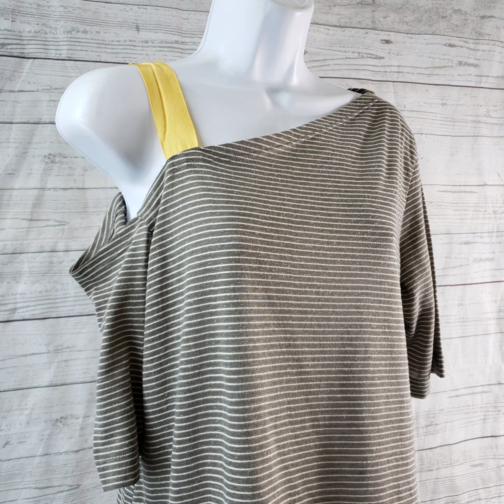 Vintage Sundance Womens Myra Tee M Gray Striped Half Sleeves Shirt Womens Gray Size M / US 6-8 / IT 42-44 - 3 Thumbnail