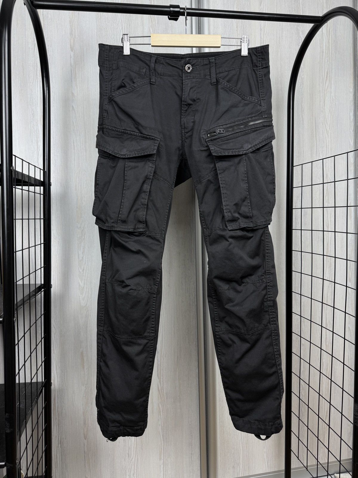 G-Star G-Star Raw Rovic Zip 3D Straight Tapered Grey Cargo pants Size US 33 - 1 Thumbnail