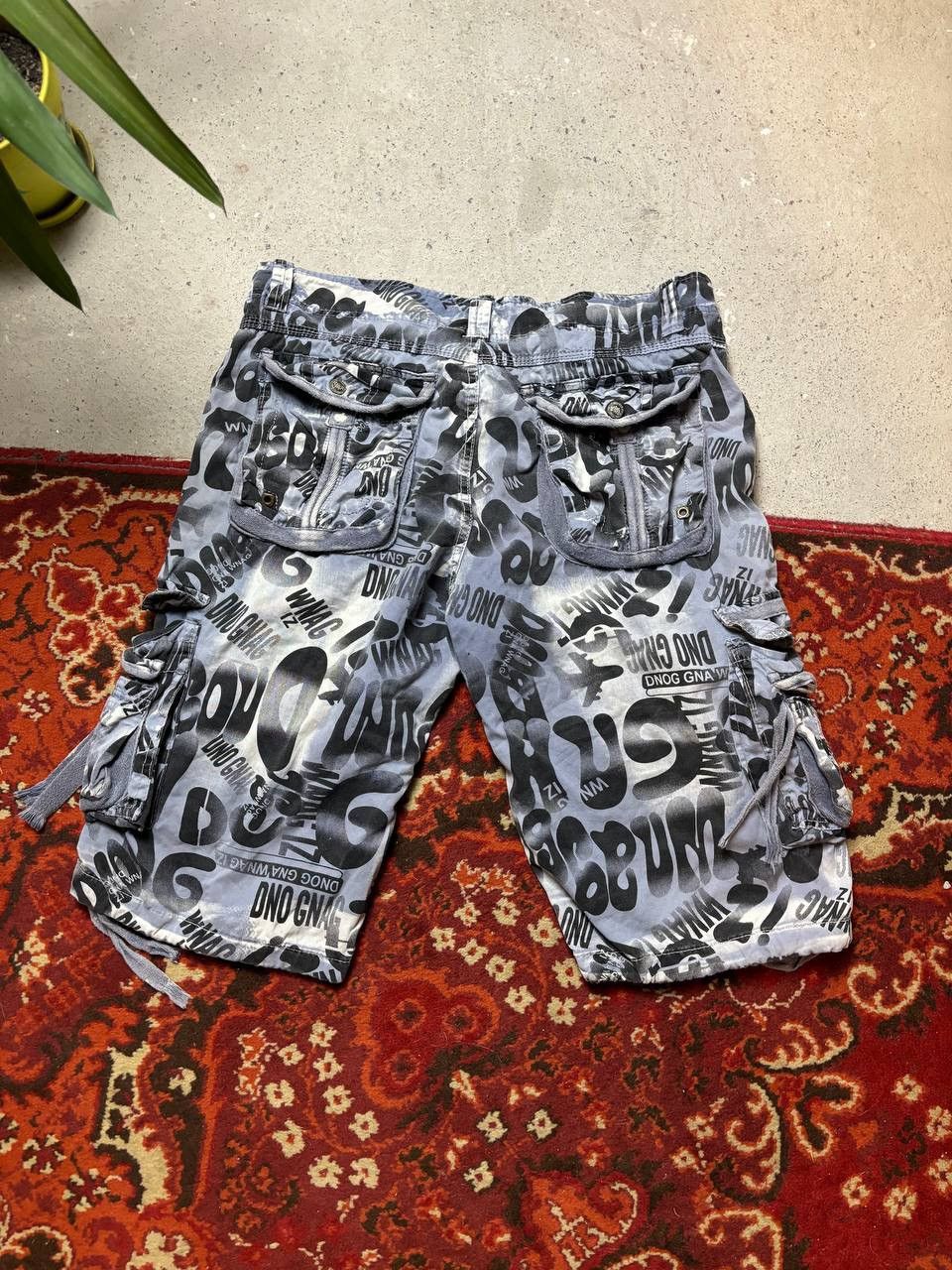 Japanese Brand × Vintage Vintage Y2K Don Gang Monogram Camo Baggy Shorts Size US 34 / EU 50 - 6 Thumbnail