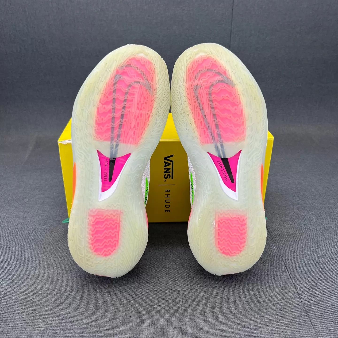 Nike GT Cut White/Blue/Gray 44 Near New Size US 11 / EU 44 - 5 Thumbnail