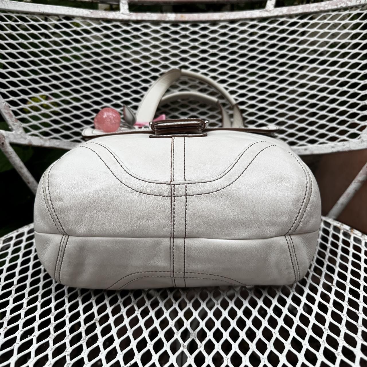Coach Y2K White Leather Coach Soho Tote Size ONE SIZE - 3 Thumbnail
