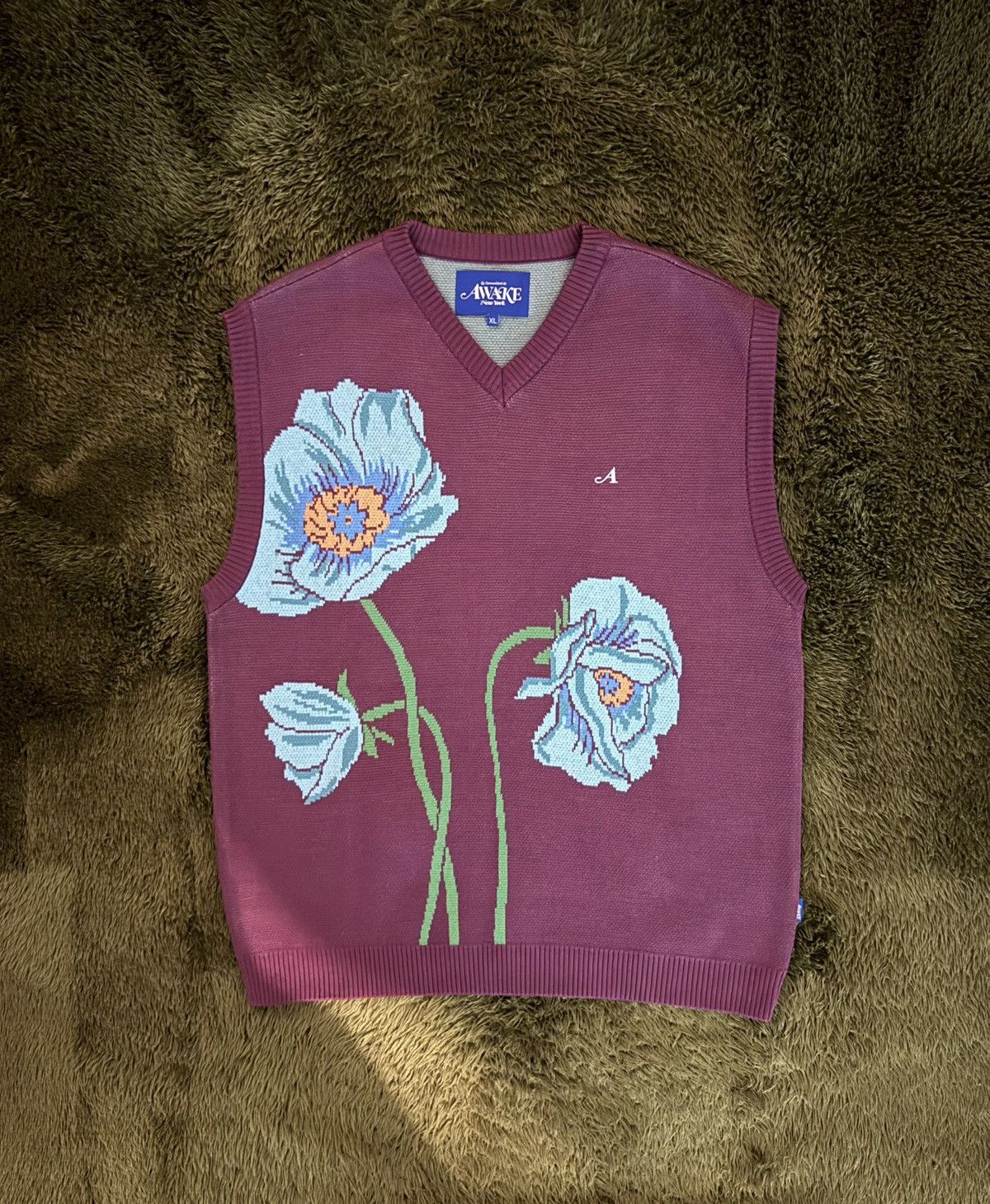 Awake NY [XL] AWAKE NY Floral Embroidery Logo Knit Vest Size US XL / EU 56 / 4 - 1 Thumbnail