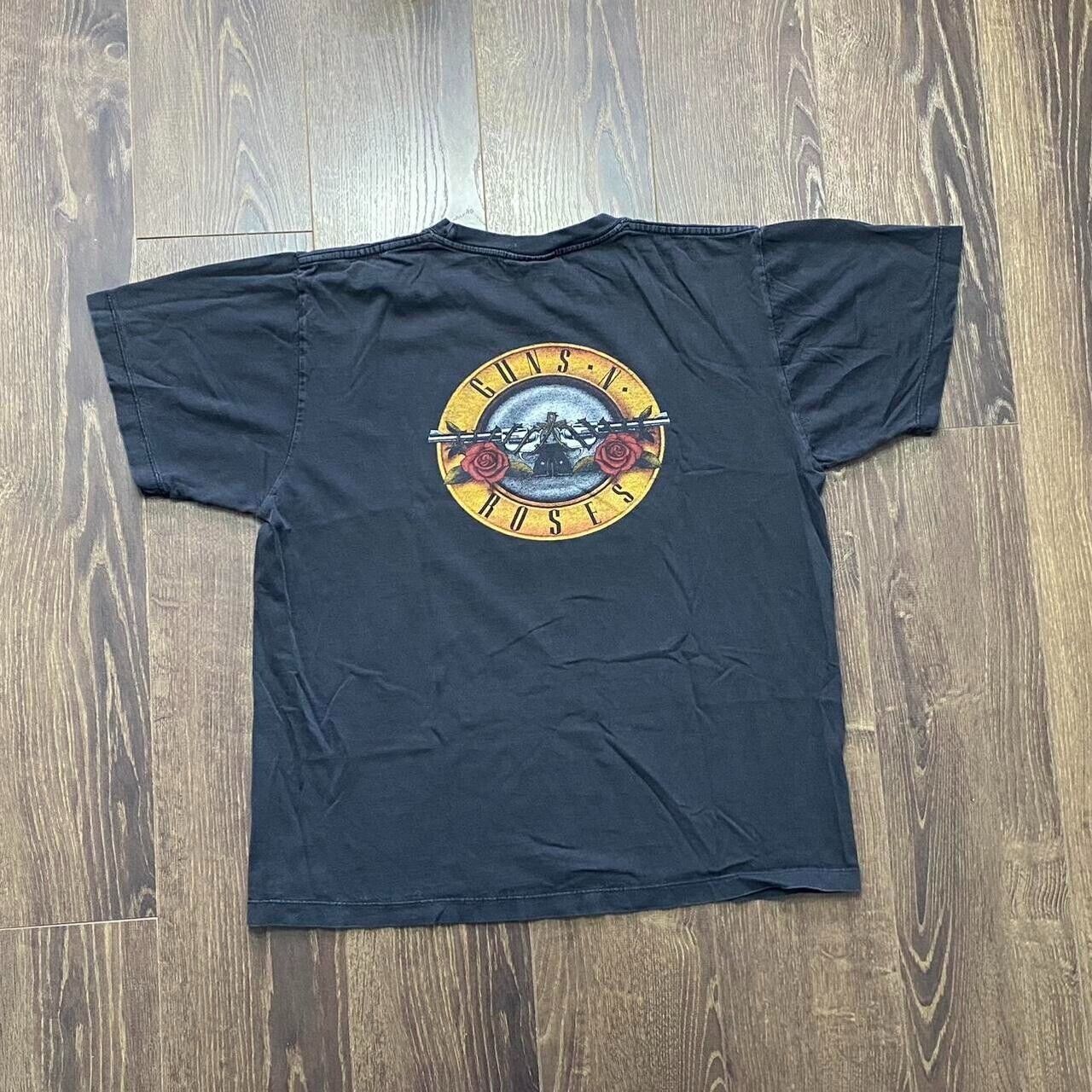 Guns N' Roses vintage Guns N' Roses faded band tee sz L Size US L / EU 52-54 / 3 - 3 Thumbnail