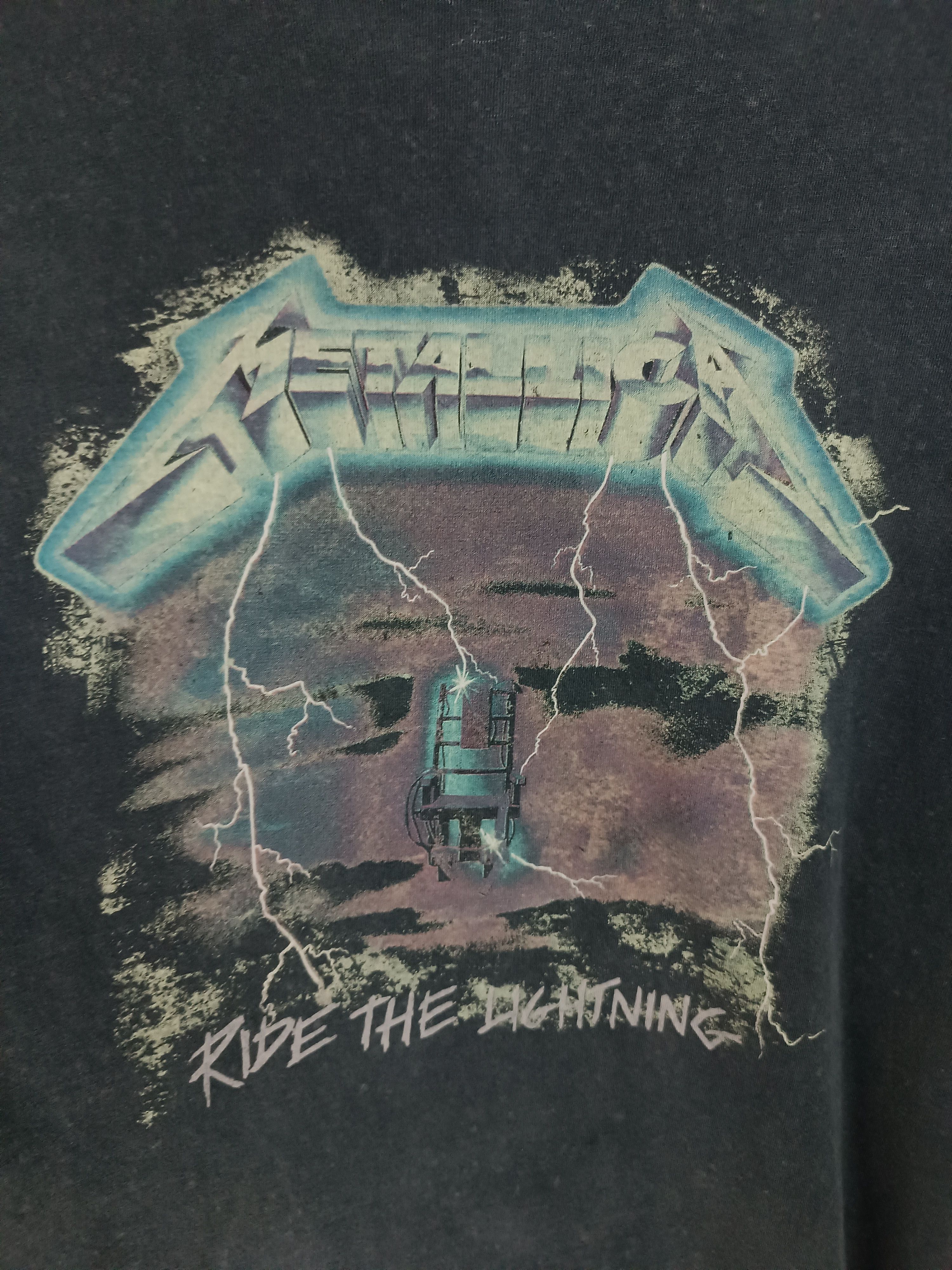Vintage VINTAGE FADED METALLICA RIDE THE LIGHTNING TEE Size US M / EU 48-50 / 2 - 10 Thumbnail