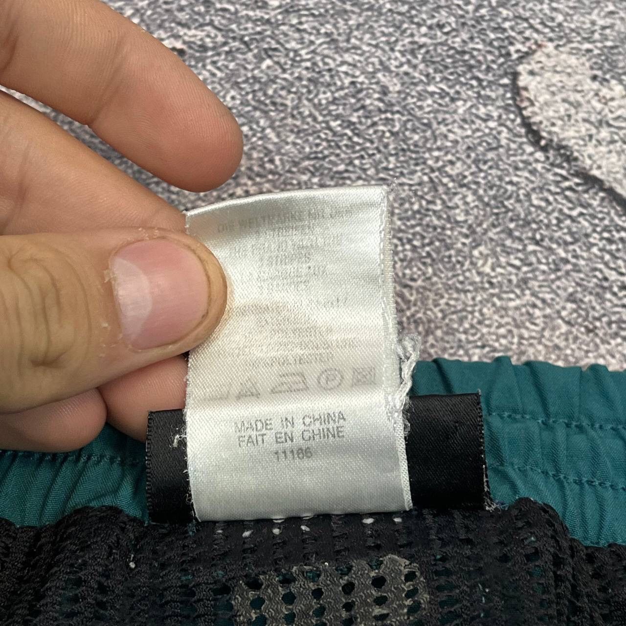 Adidas Vintage Adidas 90s Nylon Shorts Mini Logo Size L Size US 35 - 3 Thumbnail