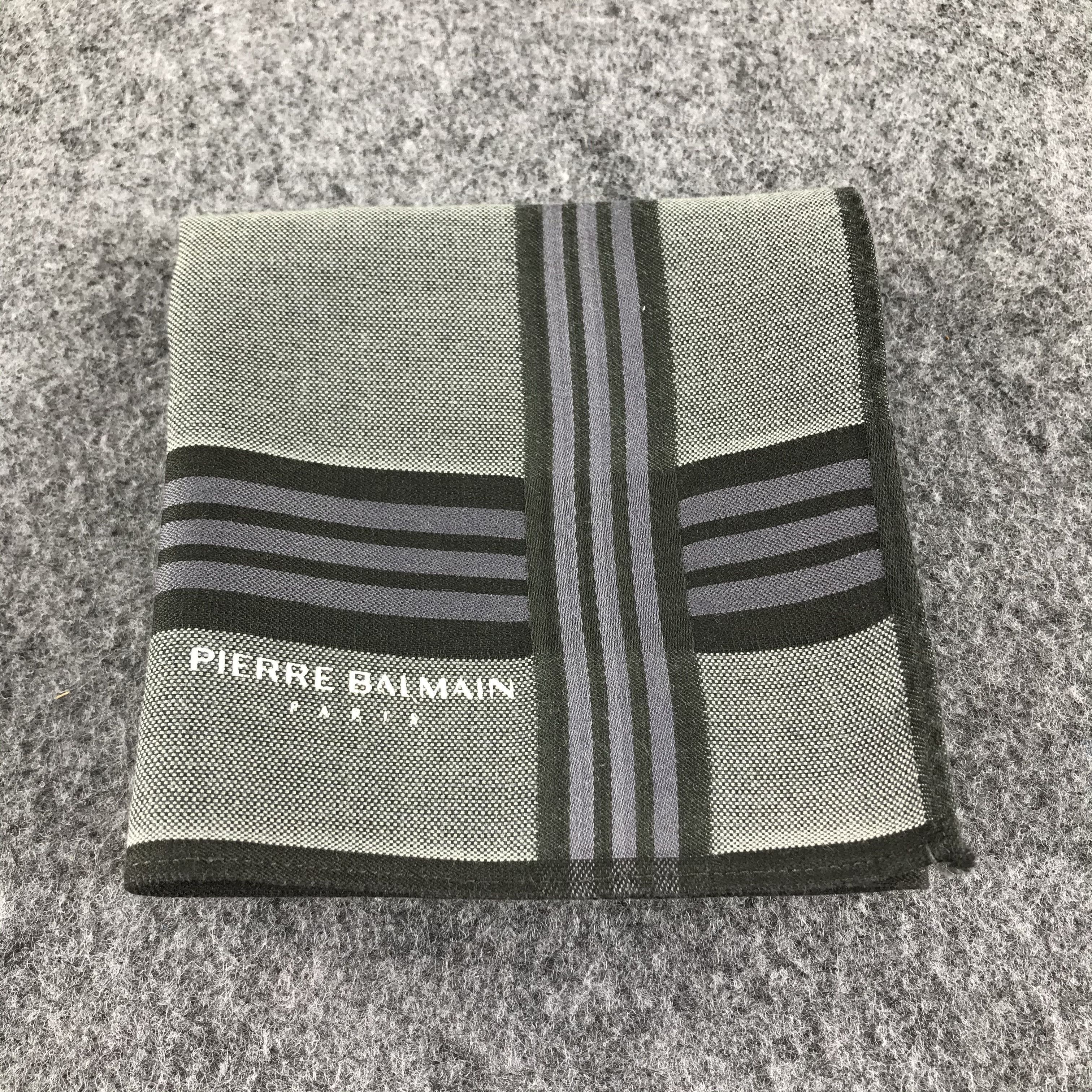Pierre Balmain × Vintage Pierre Balmain Handkerchief Neckerchief Bandana H171 Size ONE SIZE - 6 Thumbnail