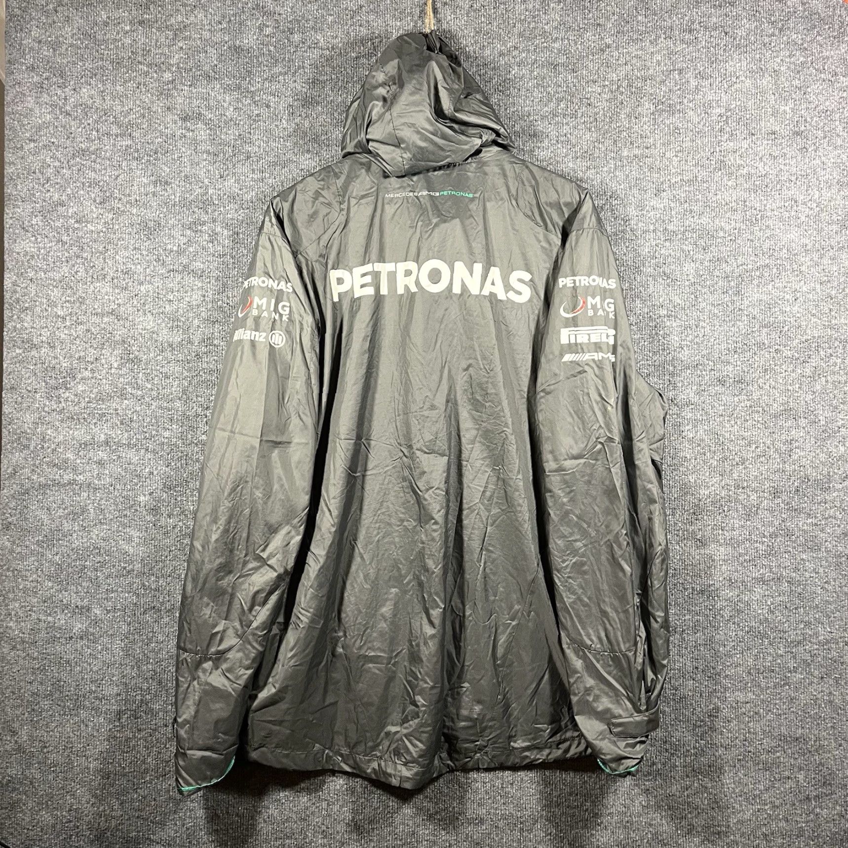 Puma PUMA Mens Windbreaker Jacket XL Gray Mercedes AMG Petronas Racing F1 Formula One 1 Nylon Racing Mercedes Figure? Size US XL / EU 56 / 4 - 7 Thumbnail