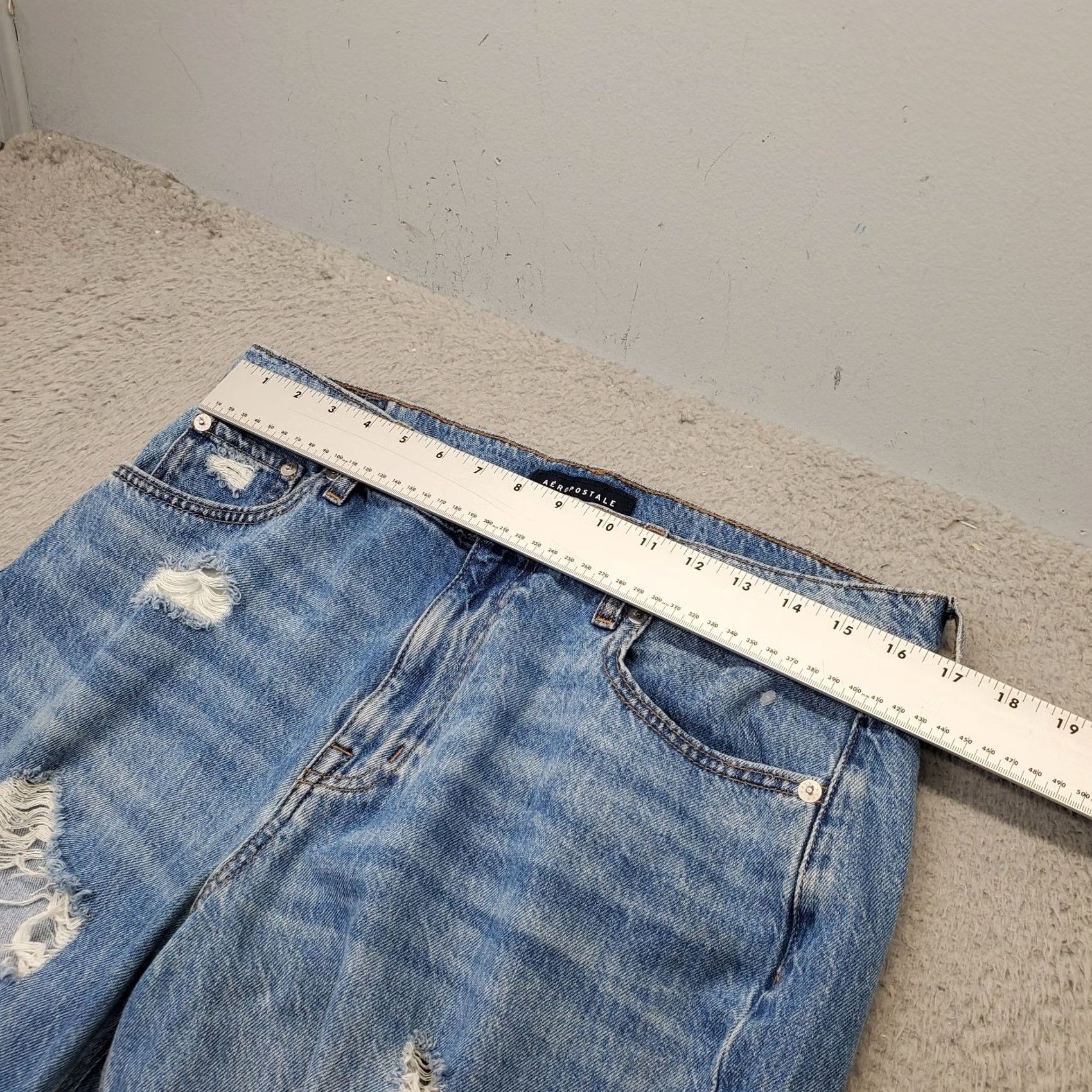 Vintage Aéropostale Mom Jeans Womens 12 Blue Denim Medium Distressed Front Flat Front 5-Pocket Denim Jeans Womens Size 12 Size 34" / US 12 / IT 48 - 5 Thumbnail