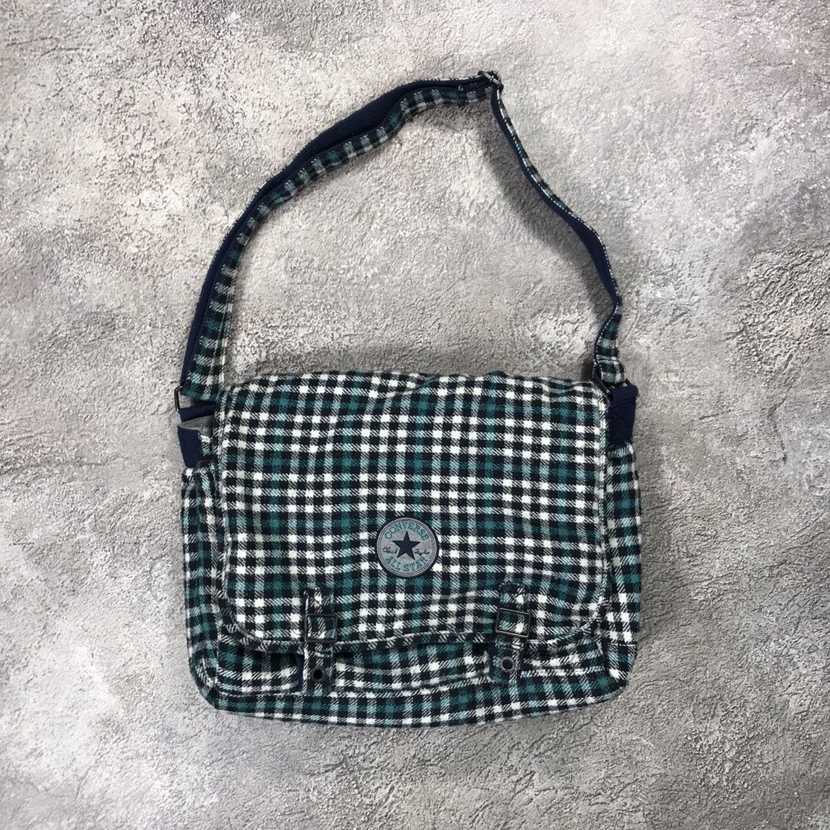 Vintage Vintage Y2K Gingham Crossbody Bag Japanese Preppy Rave OS Size ONE SIZE - 1 Thumbnail