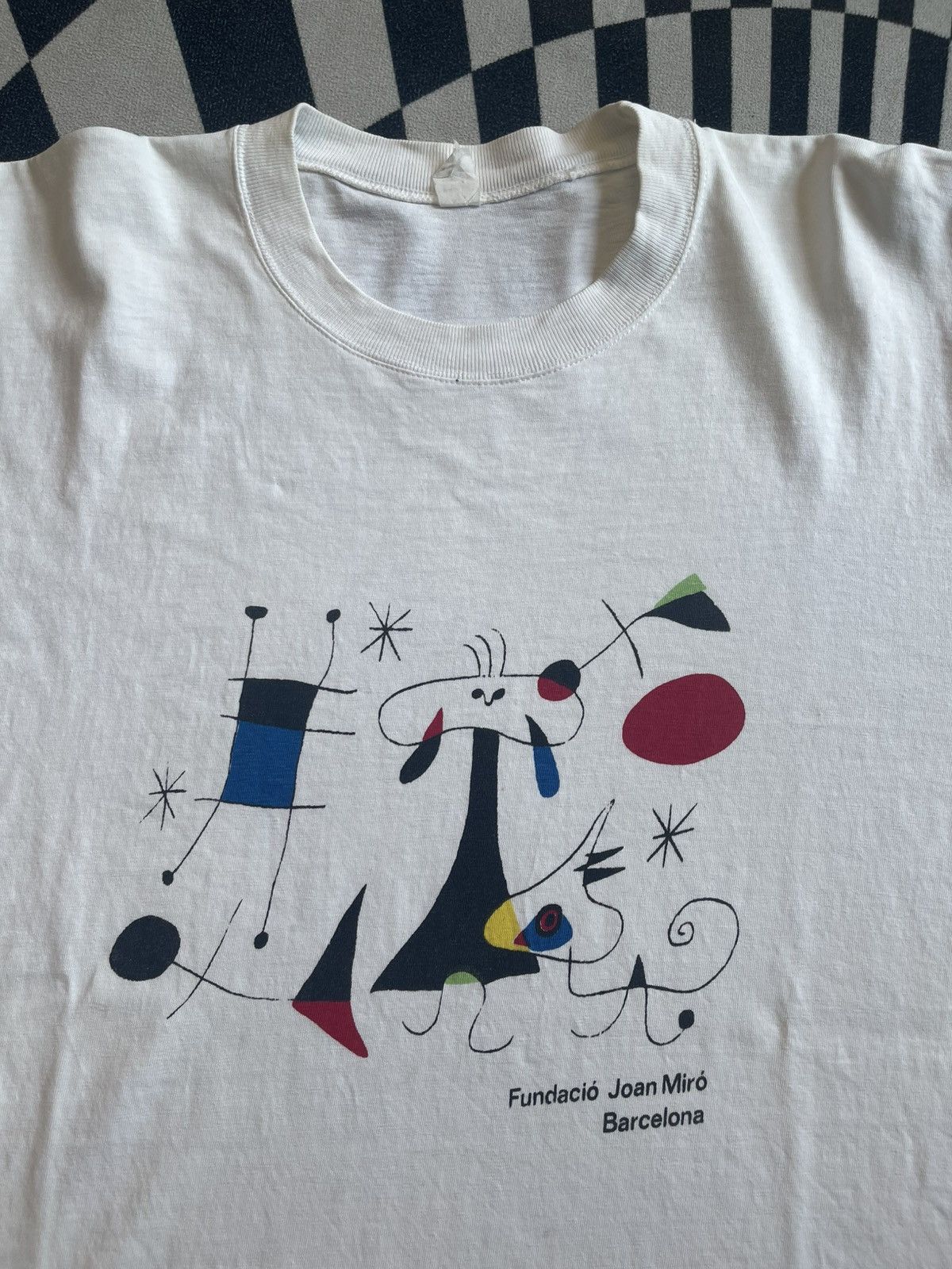 Arts & Science 90s Joan Miró Art Fundació Joan Miró Barcelona Museum Tee Size US XL / EU 56 / 4 - 3 Thumbnail