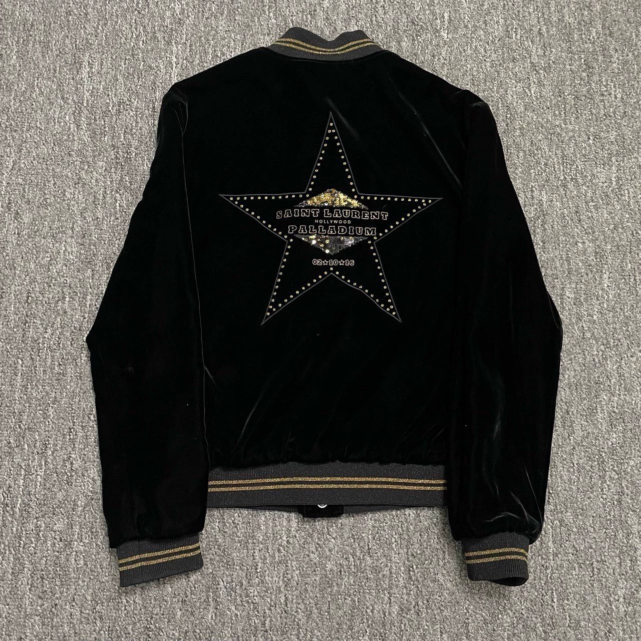 Saint Laurent Paris Saint Laurent Paris Hollywood Velvet Jacket Size US XXS / EU 40 - 1 Thumbnail