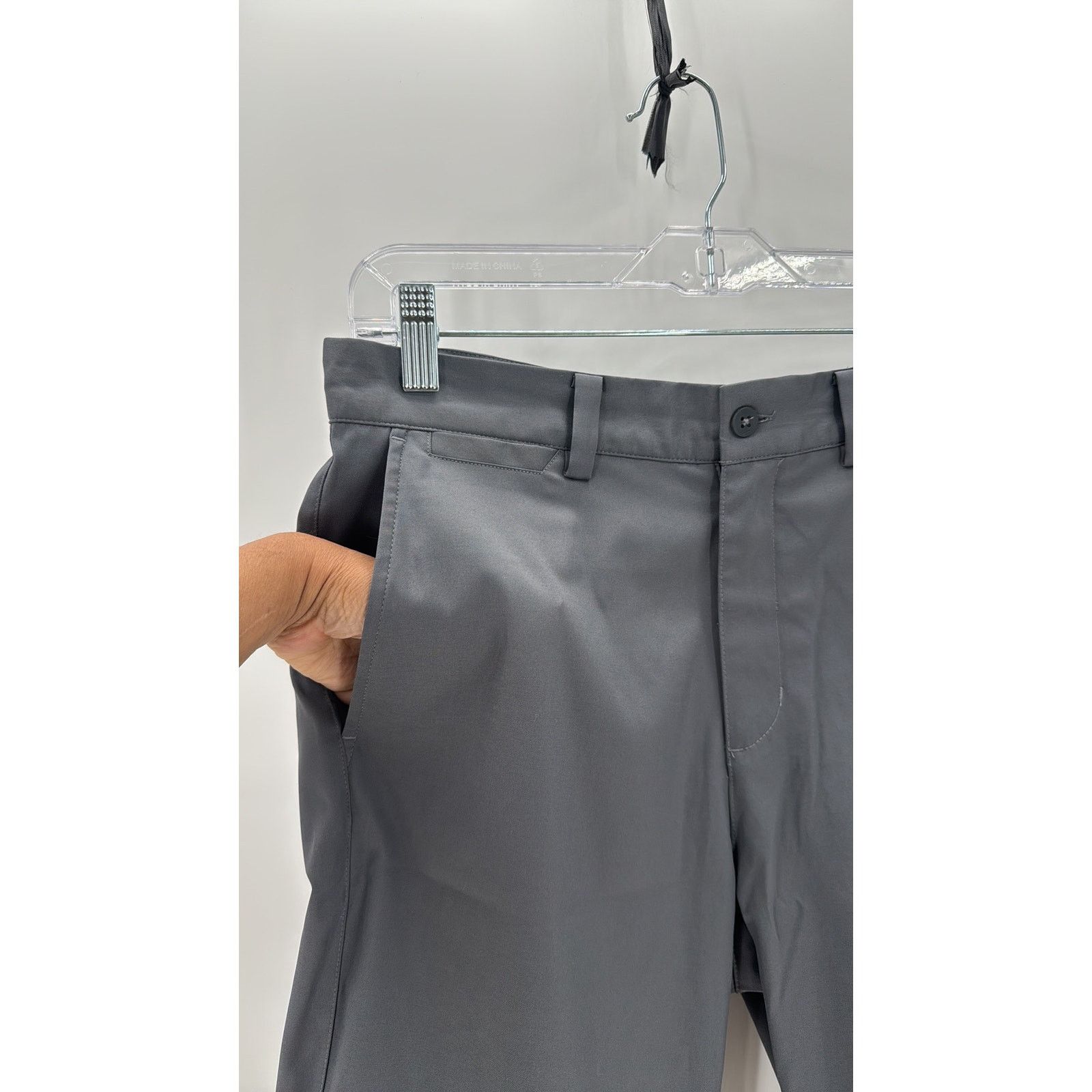 Nike Nike Golf Dri Fit standard fit size 28 or S gray summer Size US 28 / EU 44 - 3 Thumbnail