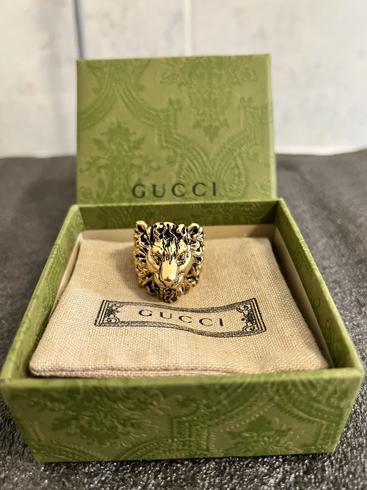 Gucci Gucci Lion Head Ring with Multicolour Crystals | Grailed