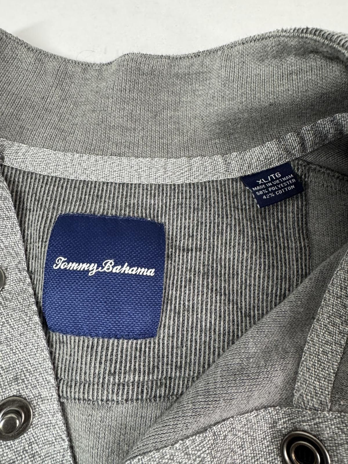 Tommy Bahama Tommy Bahama 1/4 Button Up Men’s Gray XL Long Sweater Size US XL / EU 56 / 4 - 3 Thumbnail
