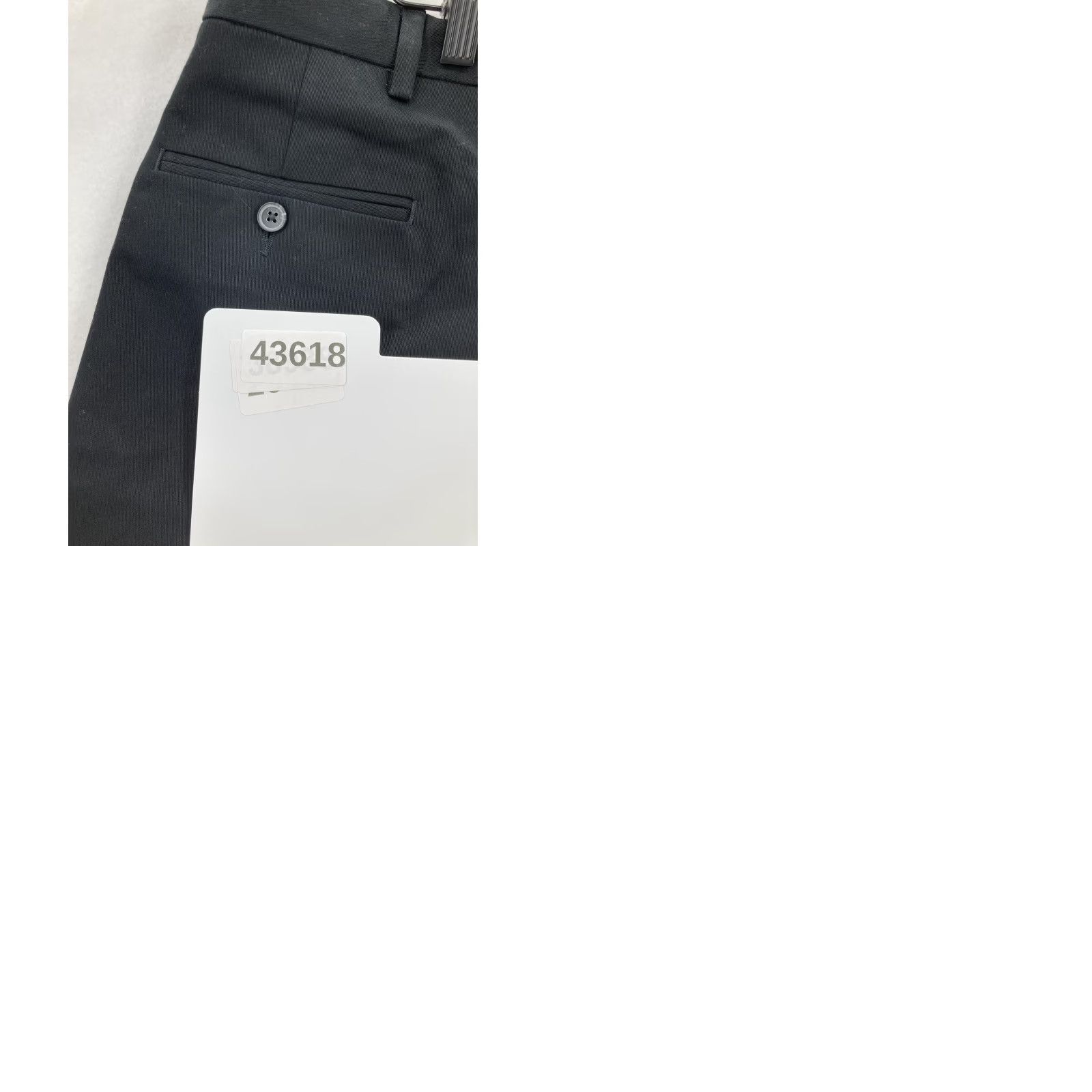 Haggar Haggar Work to Weekend Khaki Pants Mens 42x32 Black Classic Fit Flat Front NWT Size US 42 / EU 58 - 10 Thumbnail