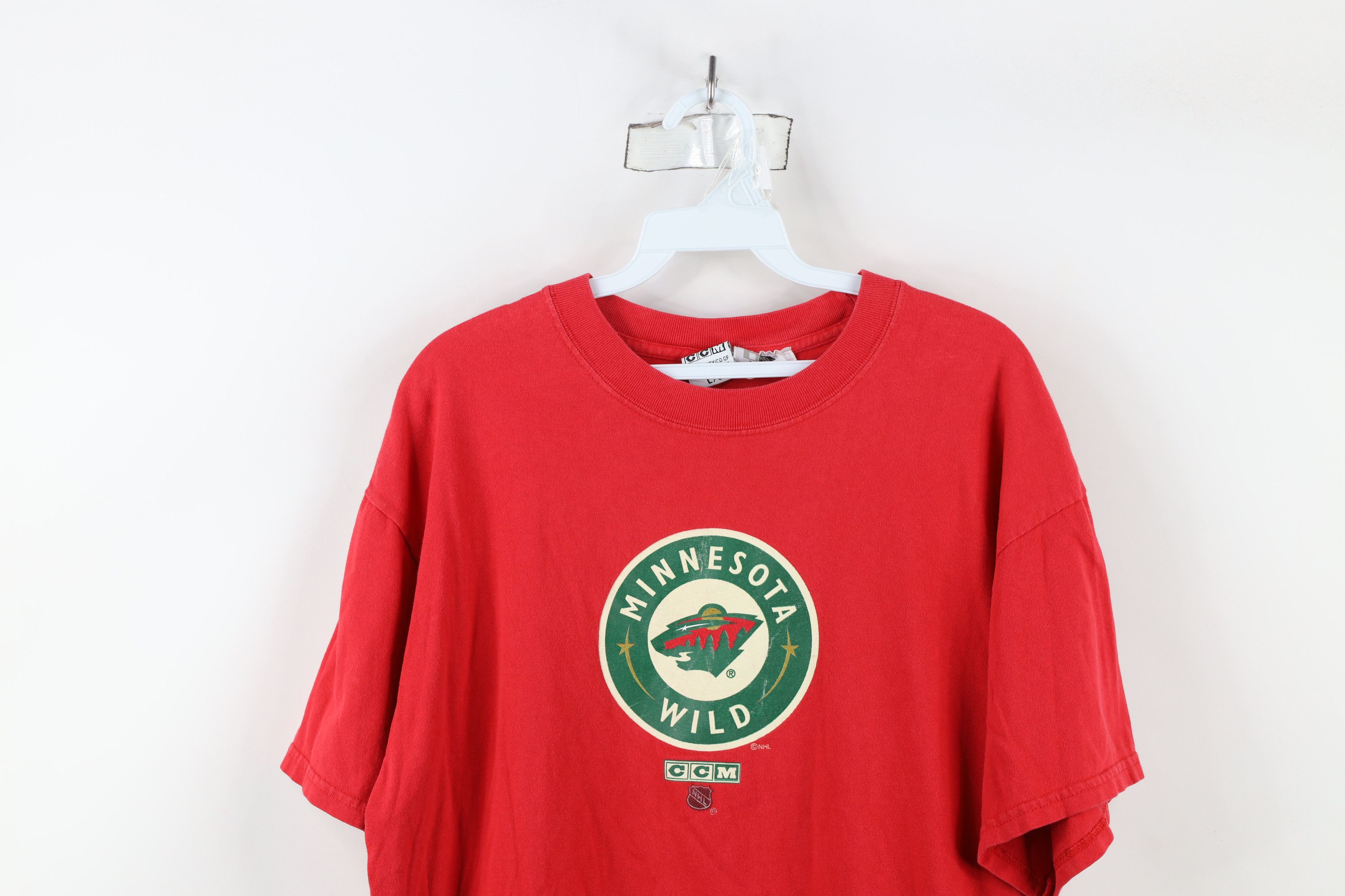 Ccm × Vintage Vintage CCM Hockey Distressed Minnesota Hockey T-Shirt Red Size US L / EU 52-54 / 3 - 2 Thumbnail