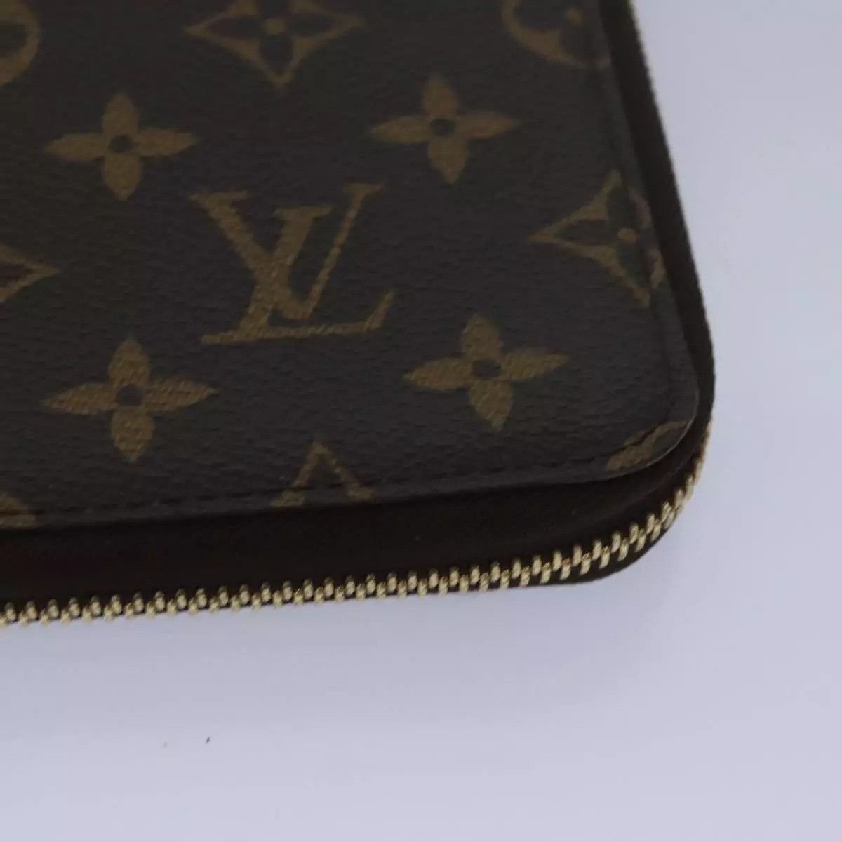 Louis Vuitton LOUIS VUITTON Monogram iPad Essentials iPad Case Size ONE SIZE - 8 Thumbnail