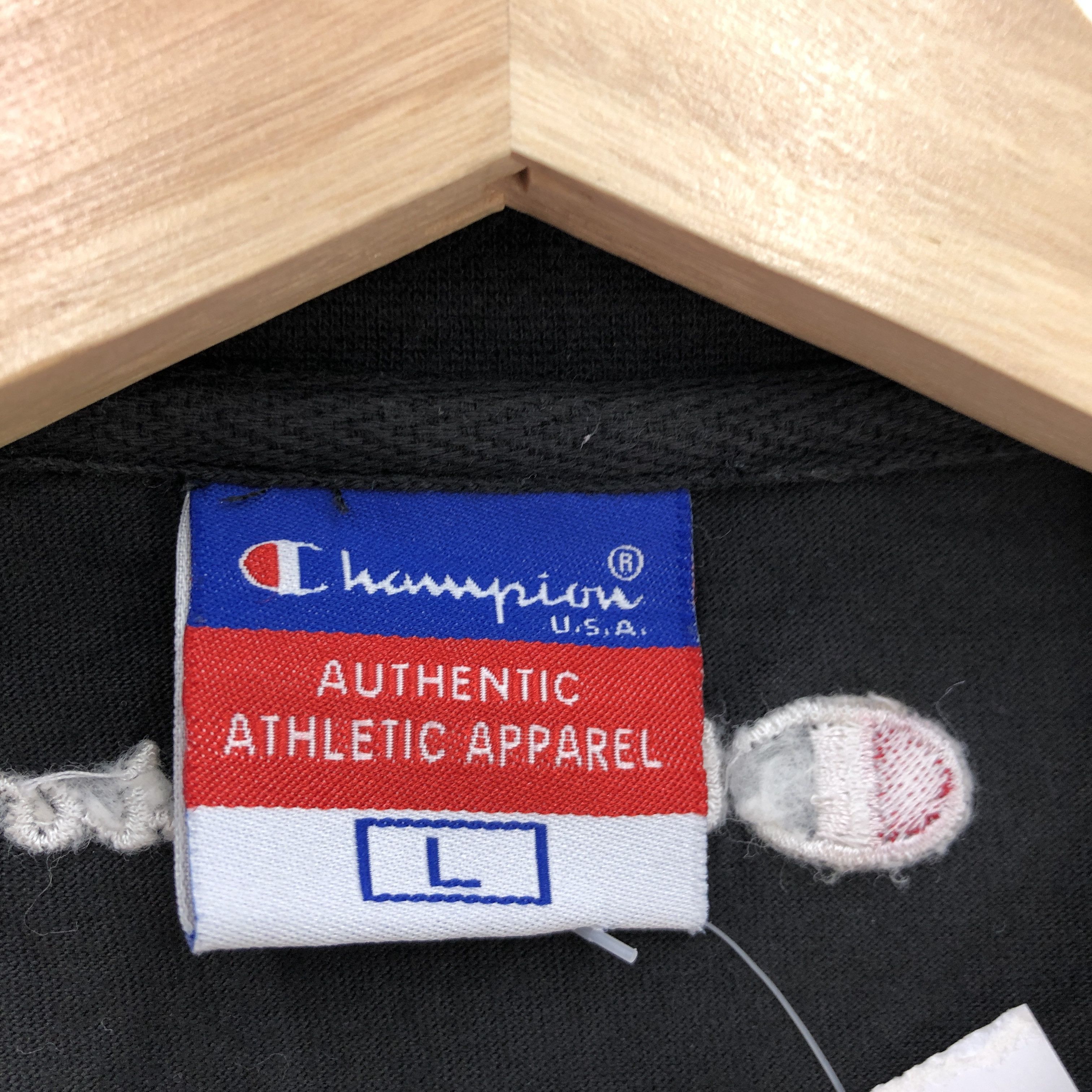 Champion × Vintage Vintage Y2K Champion T Shirt Champion USA Tees Size US L / EU 52-54 / 3 - 3 Thumbnail