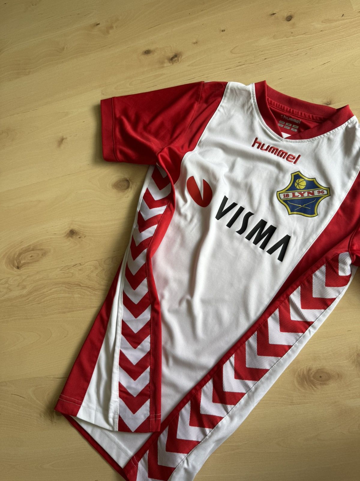 Hummel 2021/22 Hummel 18 Lyn 96 #47 Home soccer jersey tshirt Size US S / EU 44-46 / 1 - 3 Thumbnail