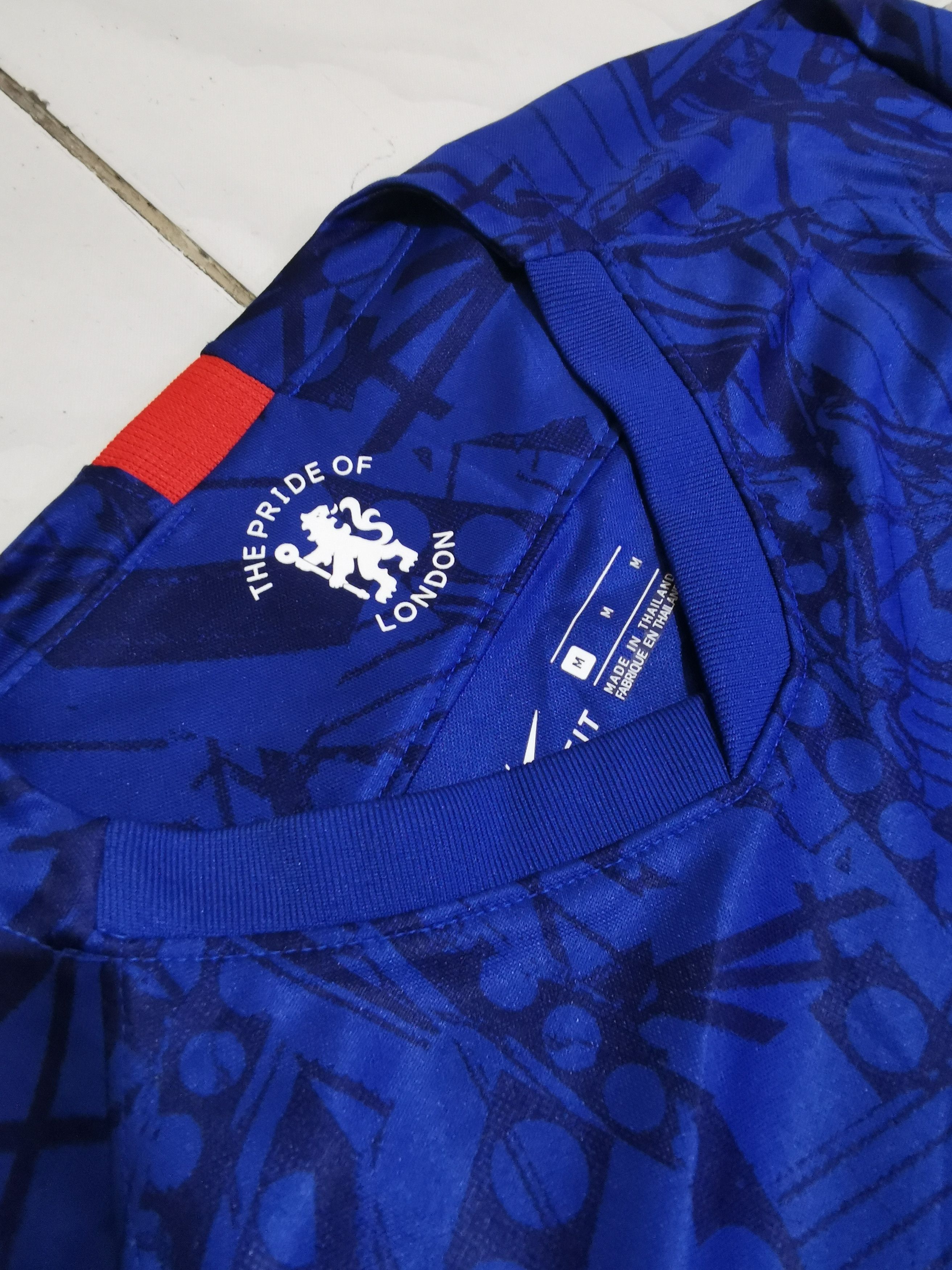 Nike Chelsea Sign Version 2019 BNWT Size US M / EU 48-50 / 2 - 5 Thumbnail