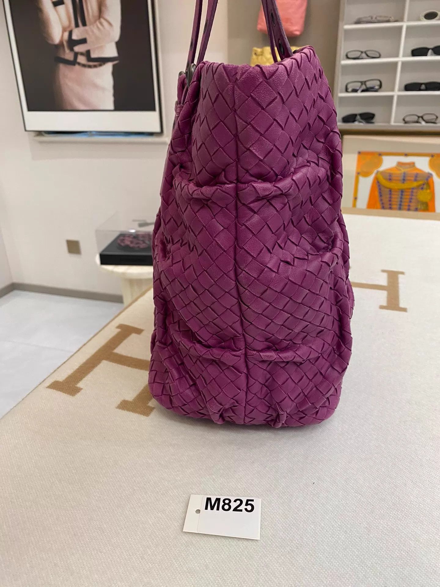 Bottega Veneta Bottega Veneta Solid Tote 41x16x29 Good M825 Size ONE SIZE - 5 Thumbnail