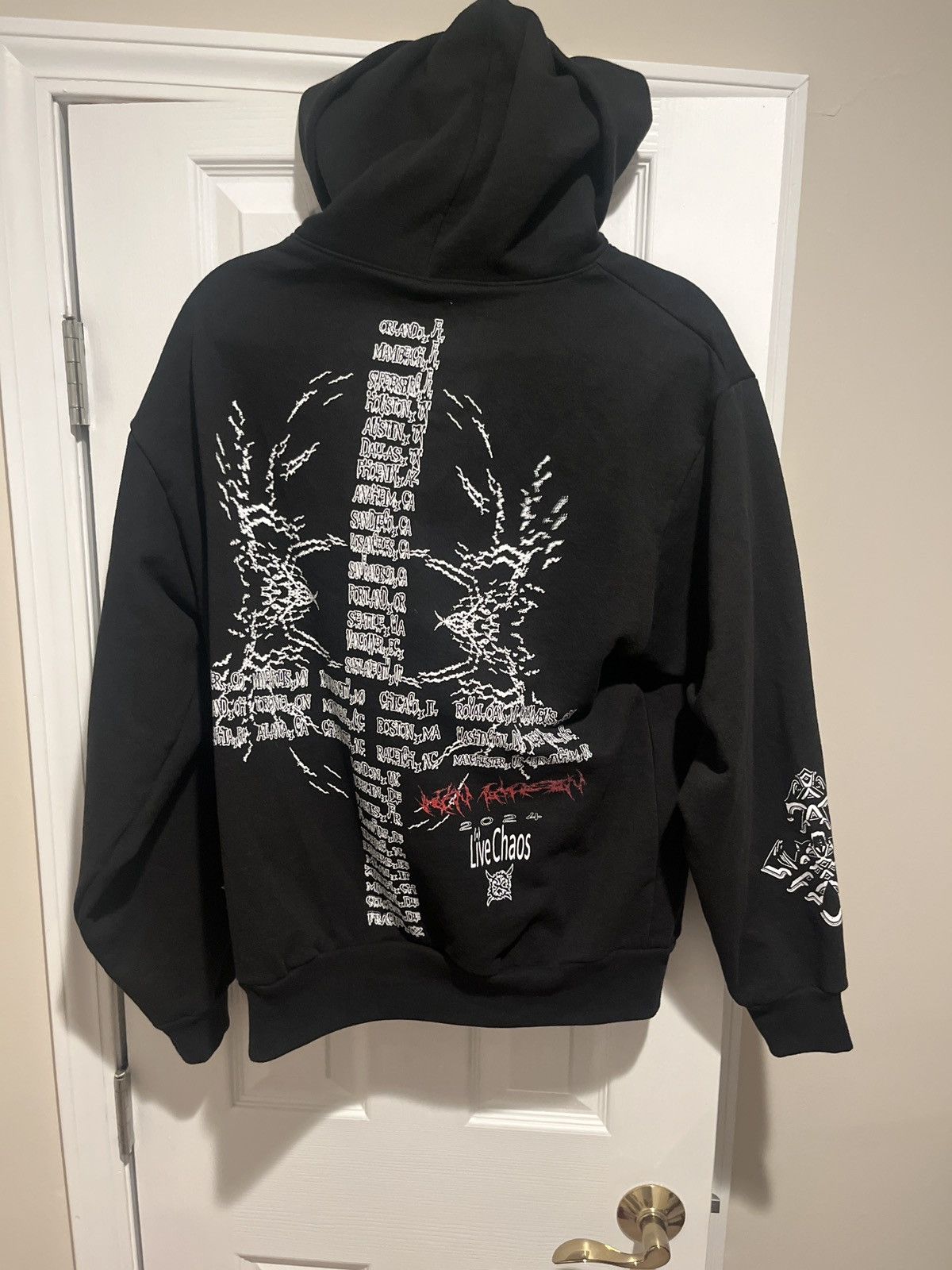 Ken Carson Ken Carson a great chaos tour hoodie Size US L / EU 52-54 / 3 - 3 Thumbnail