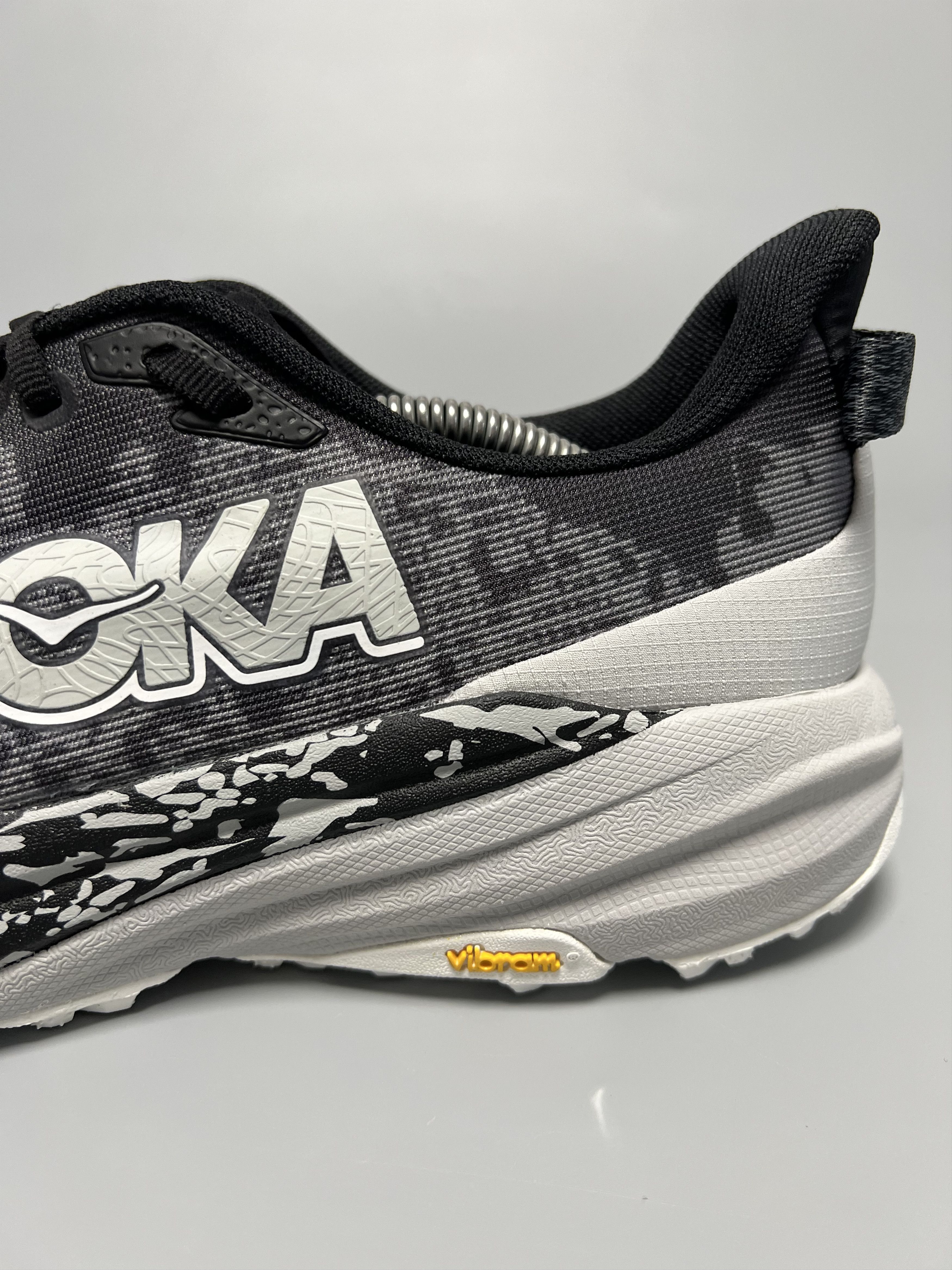 Hoka 10.5D Hoka One One Speedgoat 6 Men's Trail Running Shoes Size US 10.5 / EU 43-44 - 9 Thumbnail